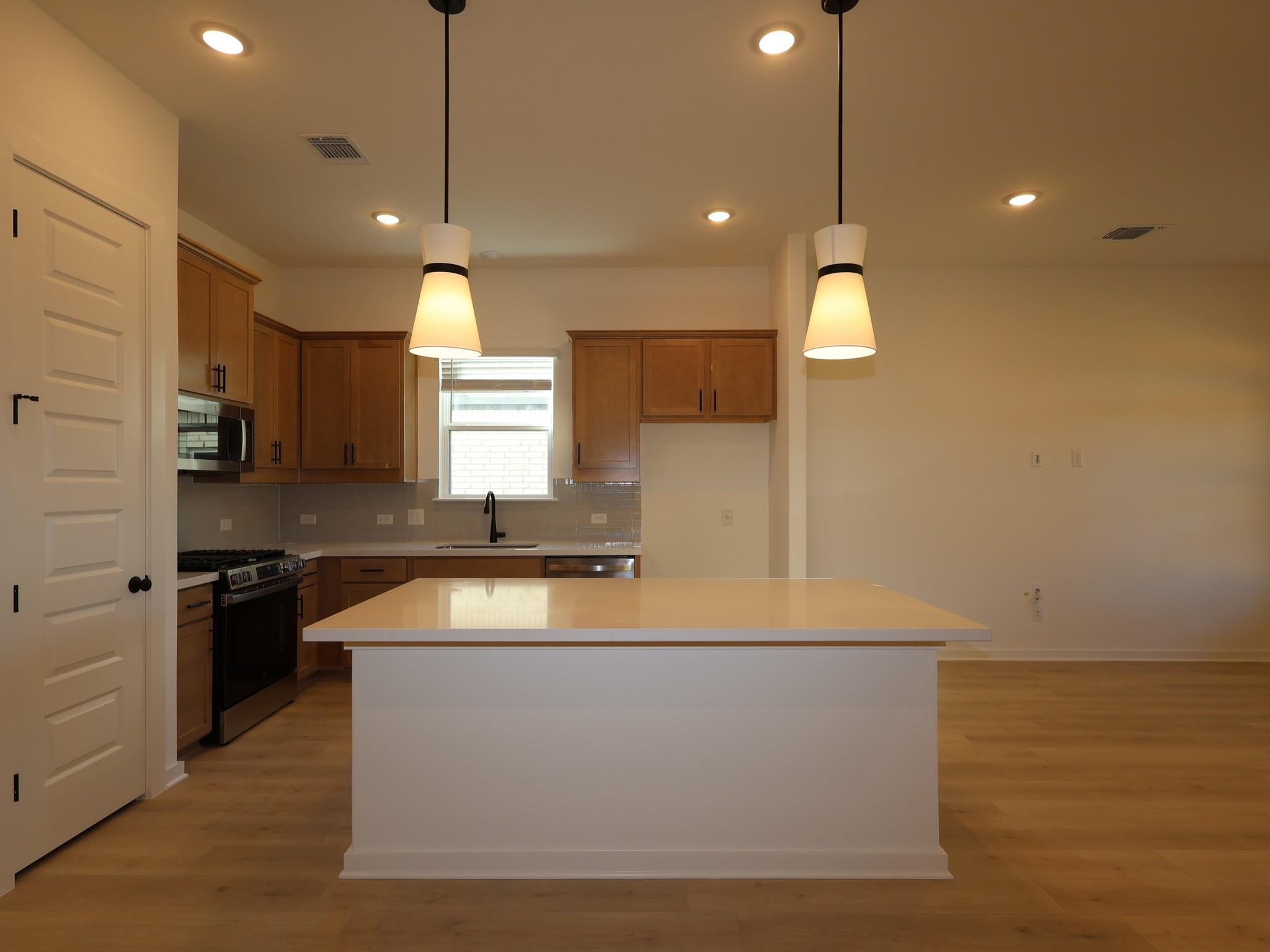 342 Bishop Wood Rd, Dripping Springs, TX 78620