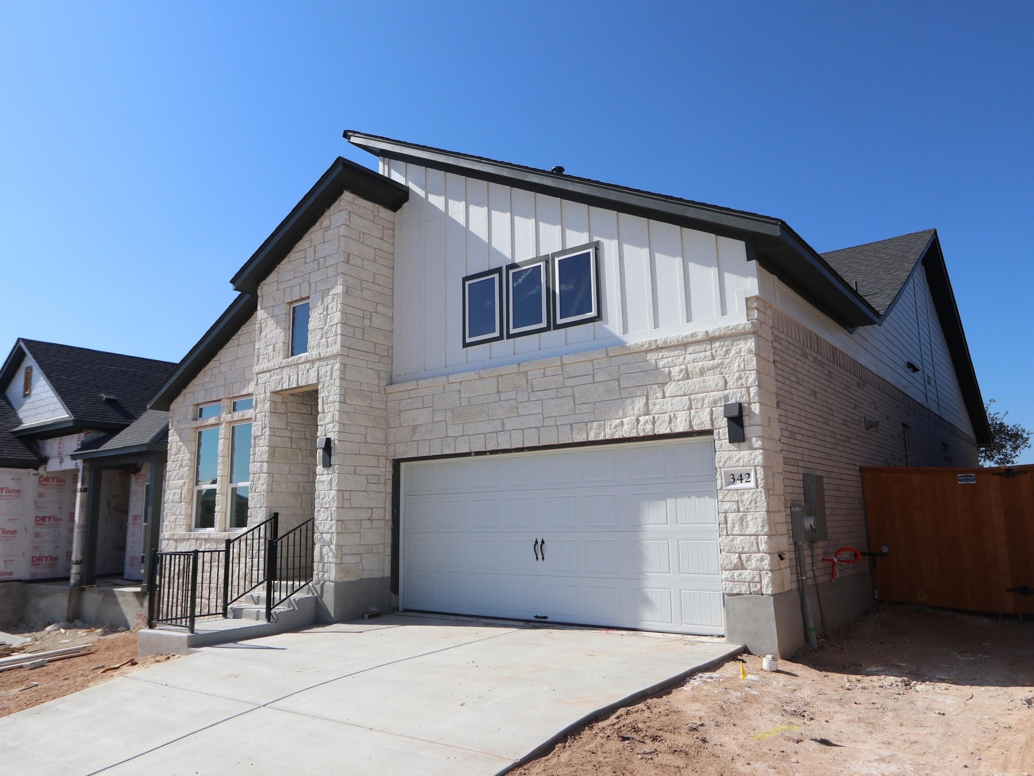 342 Bishop Wood Rd, Dripping Springs, TX 78620