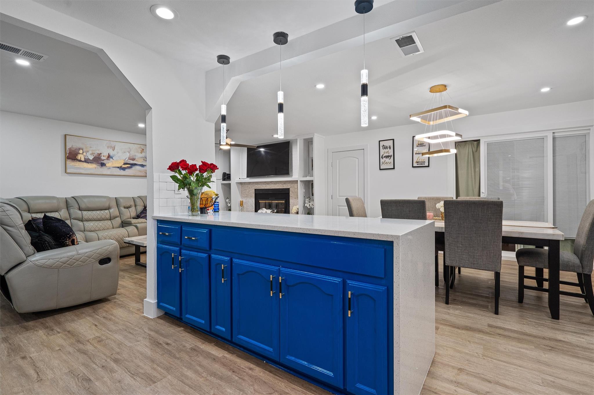 1520 Avenue C N, Elgin, TX 78621