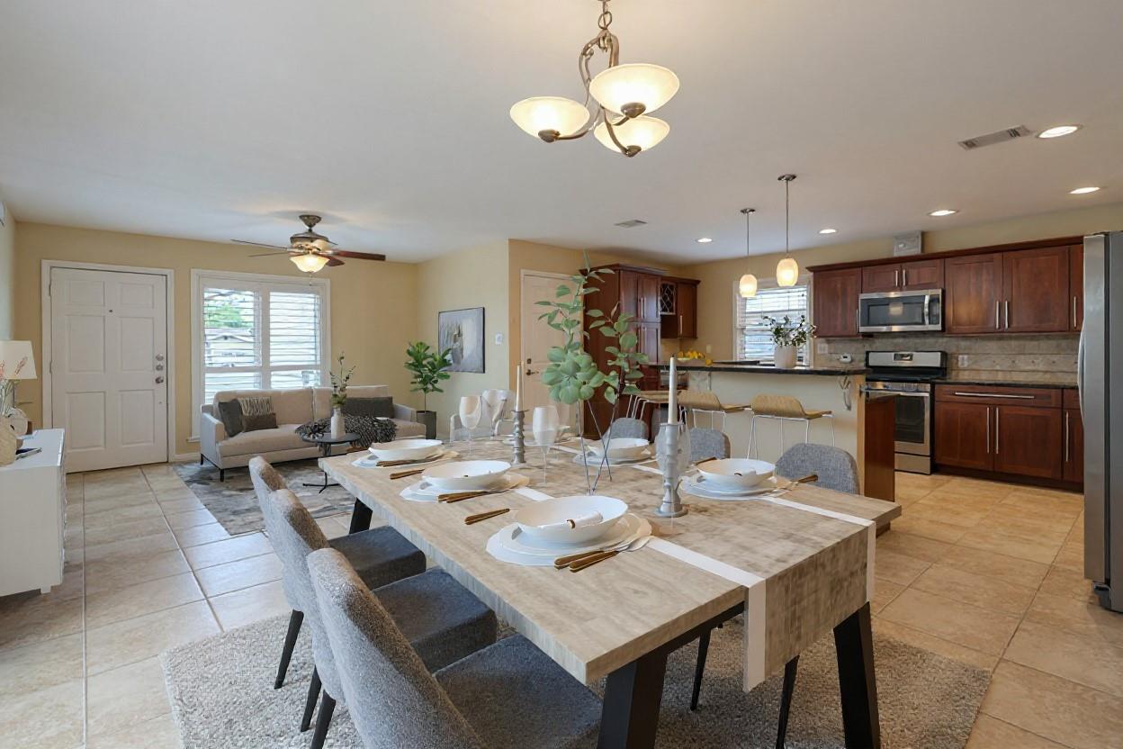 8307 Stillwood Ln, Austin, TX 78757