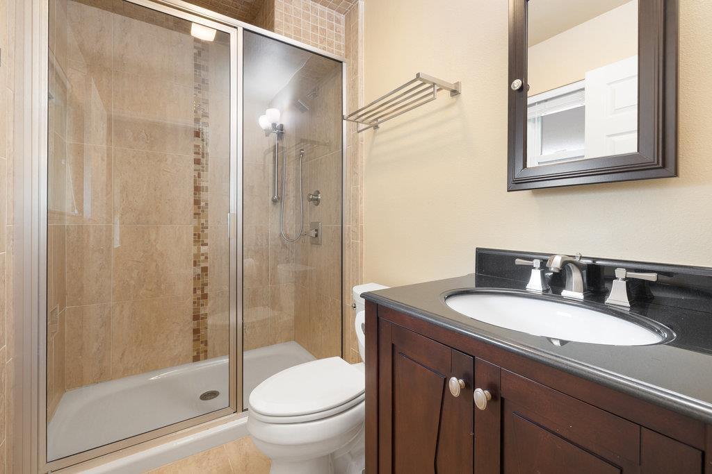 8307 Stillwood Ln, Austin, TX 78757