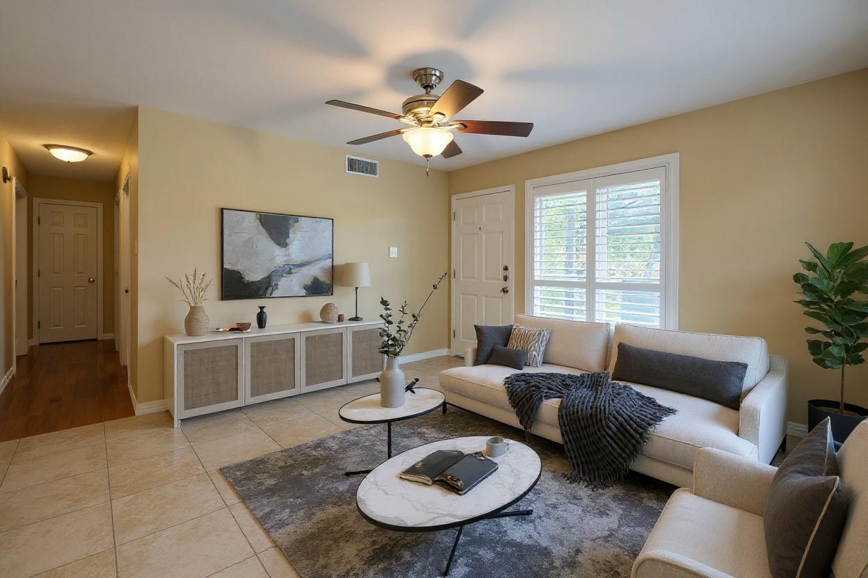 8307 Stillwood Ln, Austin, TX 78757