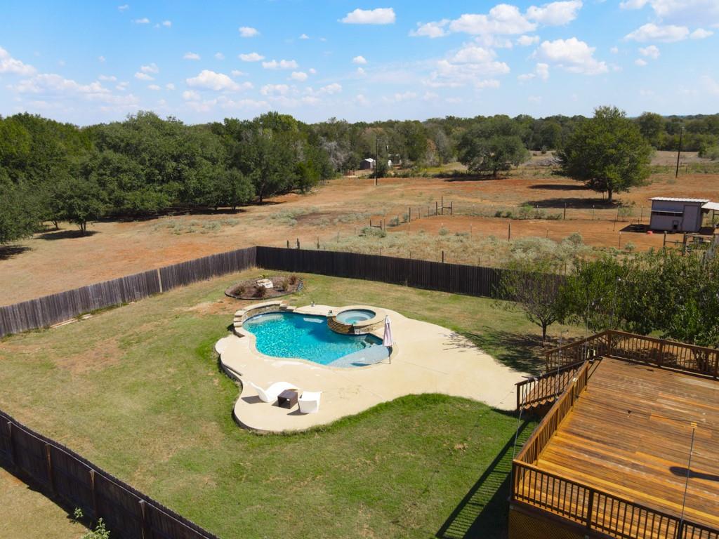 3995 COUNTY ROAD 405, Lexington, TX 78947