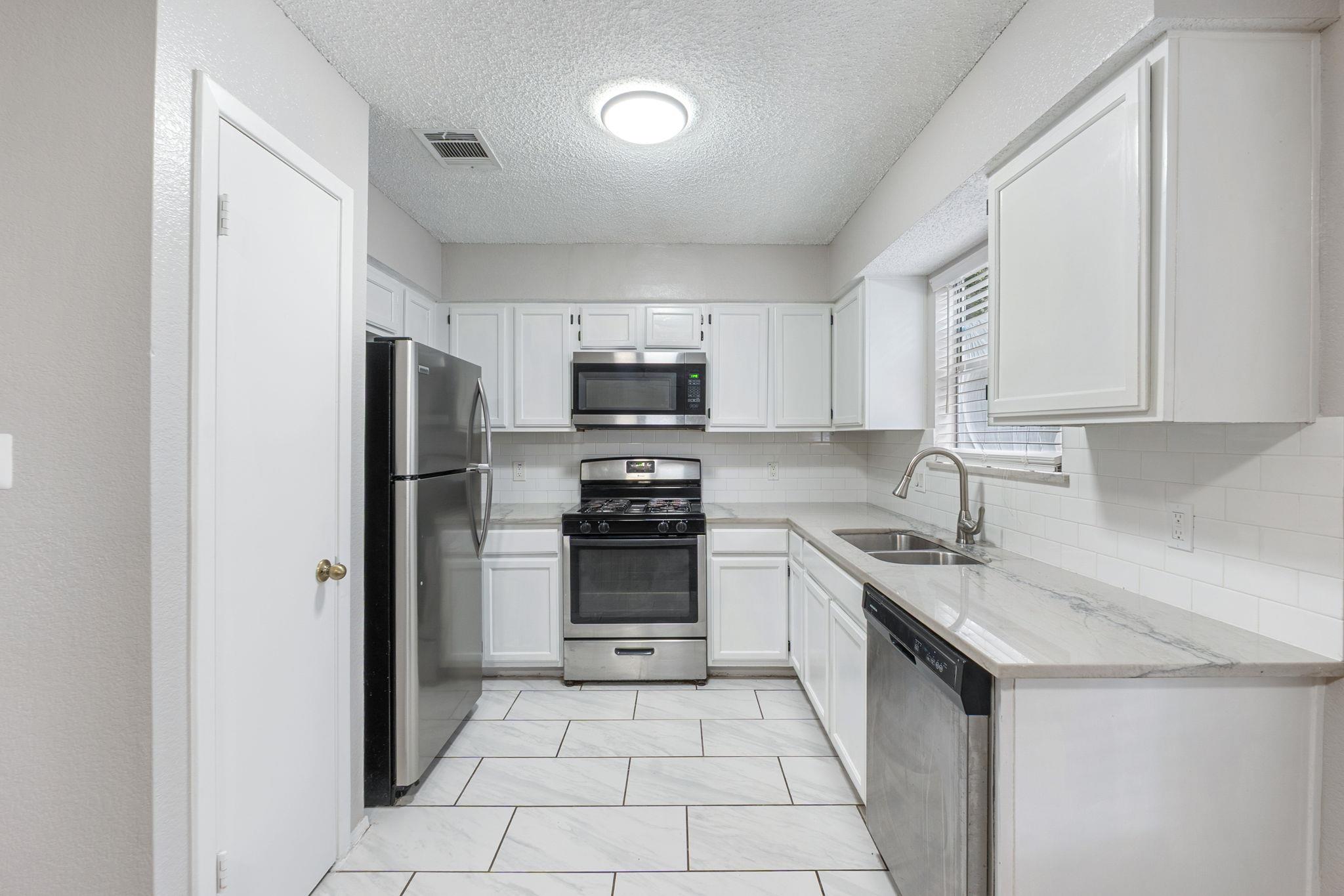 4235 Iriona Bnd, Austin, TX 78749