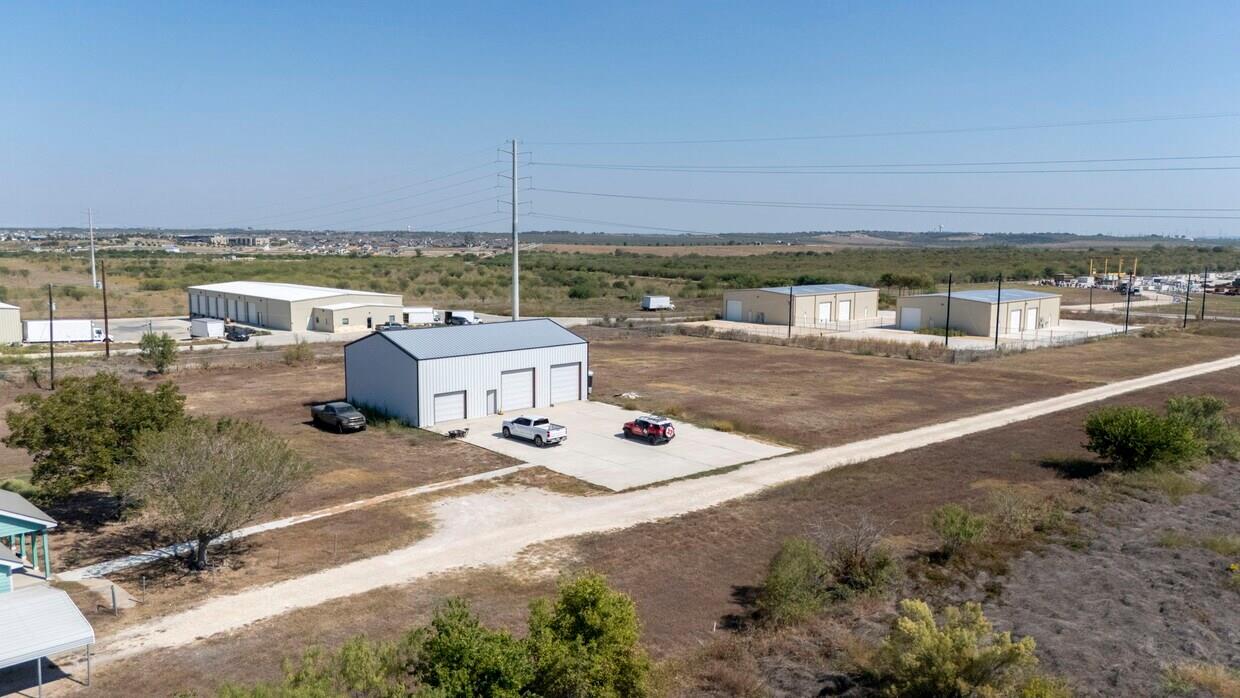 6802 S Old Bastrop Highway, San Marcos, TX 78666