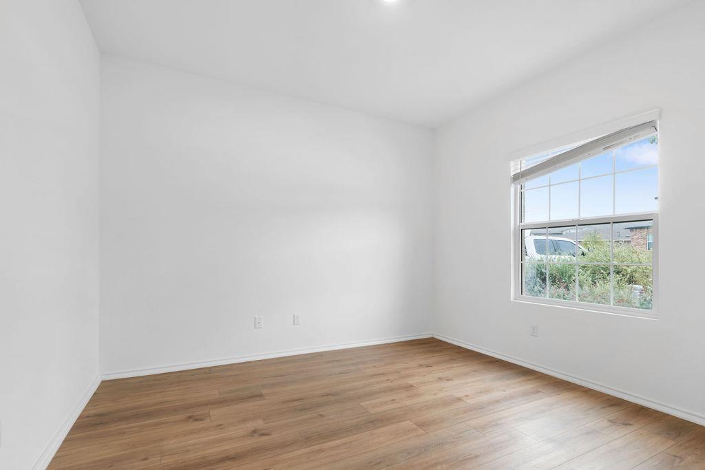 1205 Sweetspire St, Leander, TX 78641