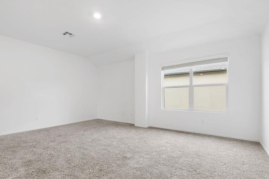 1205 Sweetspire St, Leander, TX 78641