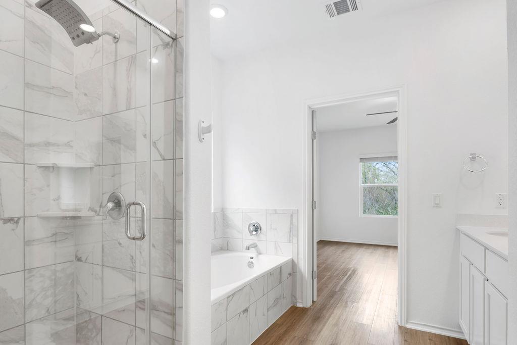 1205 Sweetspire St, Leander, TX 78641