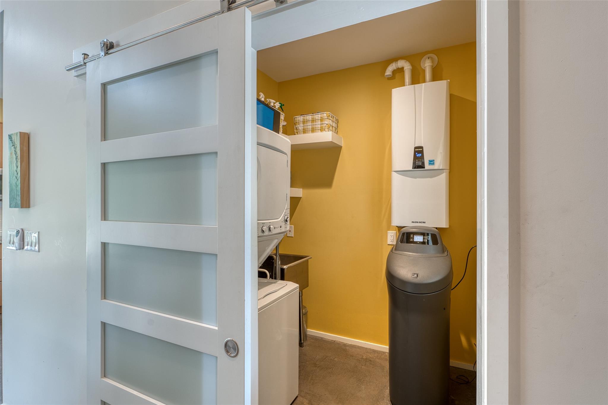 1039 Link Dr, Kingsland, TX 78639