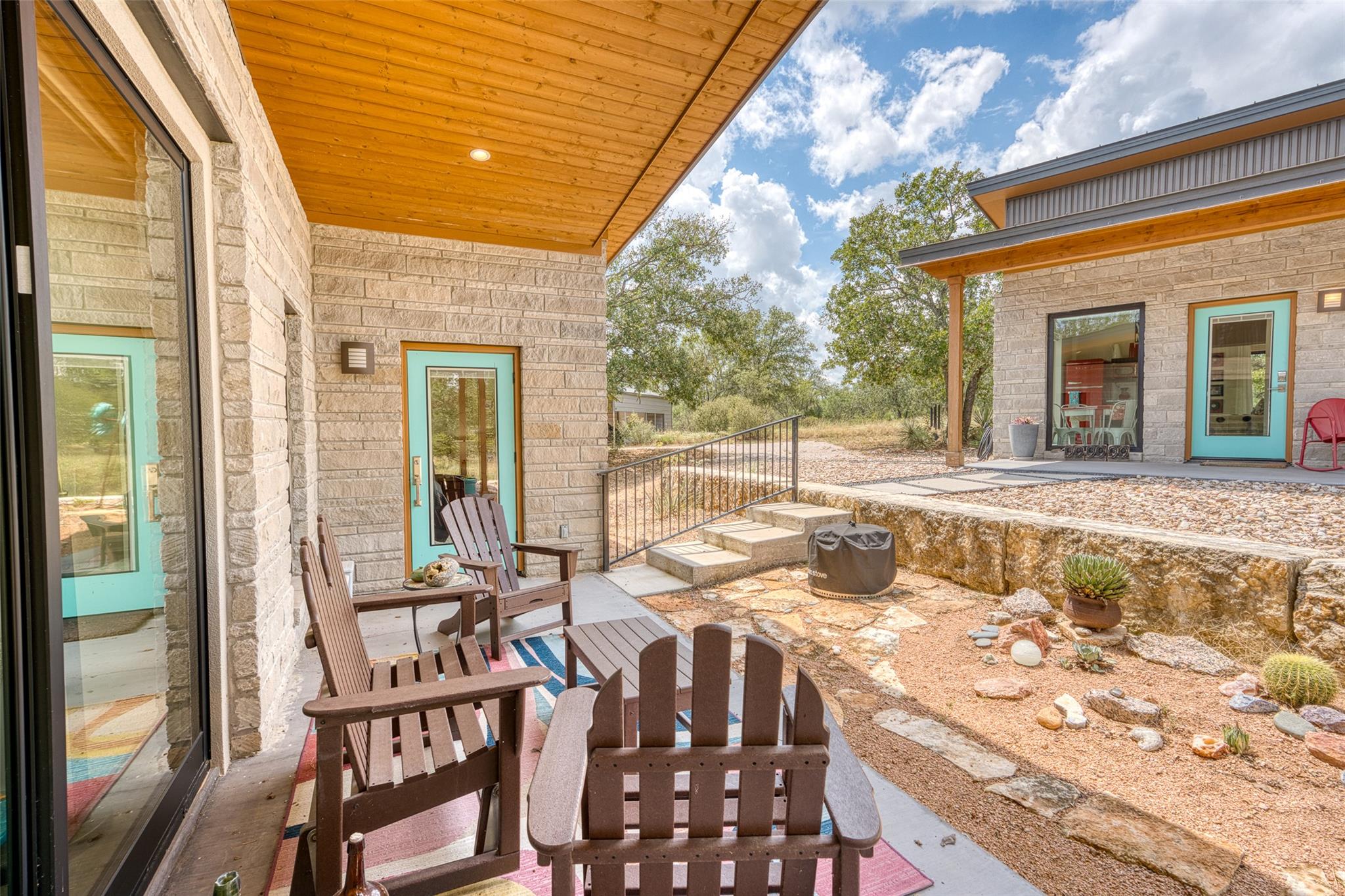 1039 Link Dr, Kingsland, TX 78639