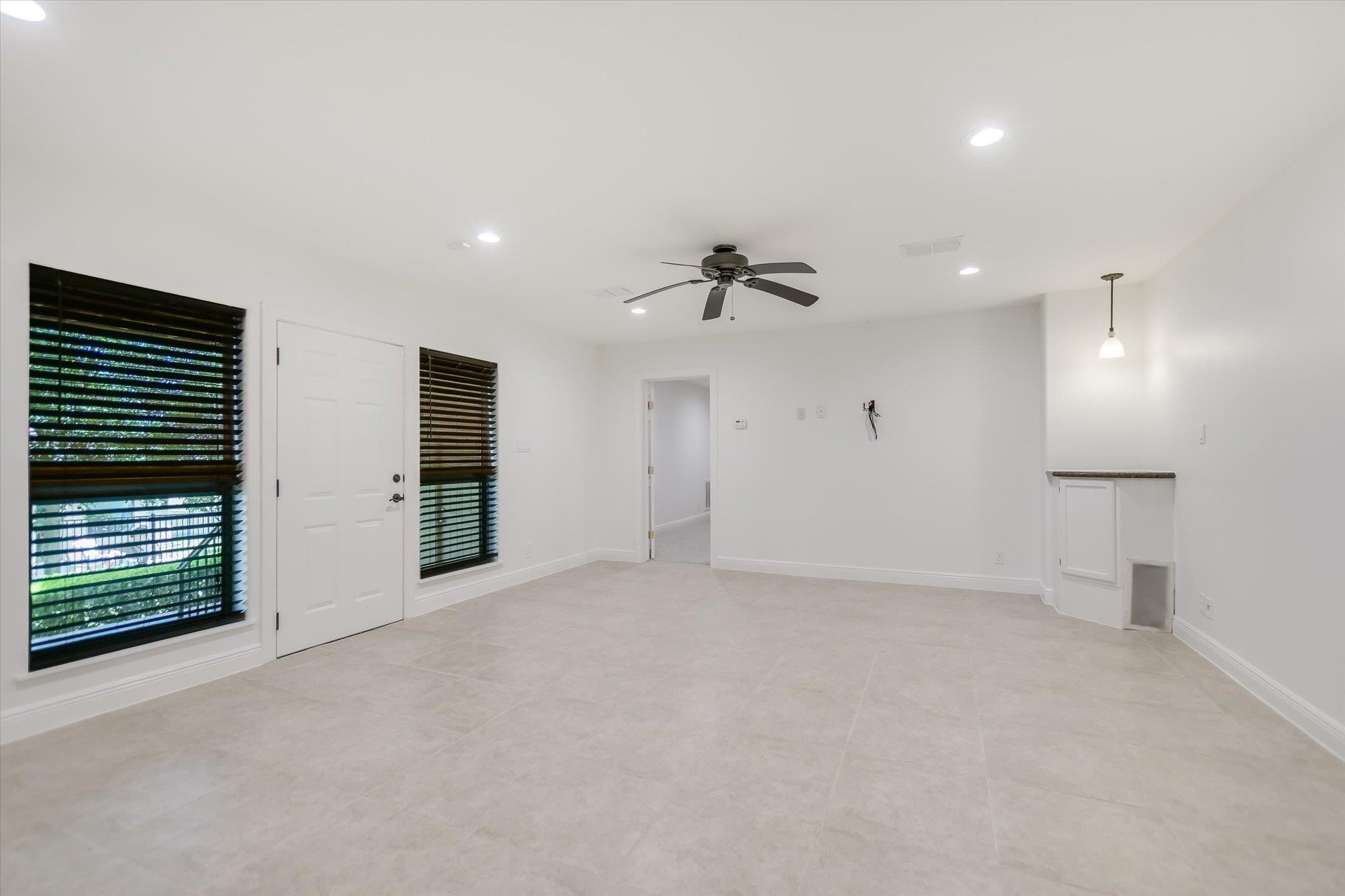 2617 University Club Dr, Austin, TX 78732