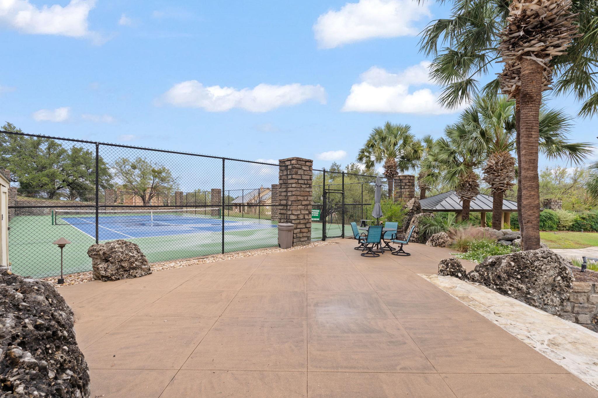 106 Gemstone, Horseshoe Bay, TX 78657