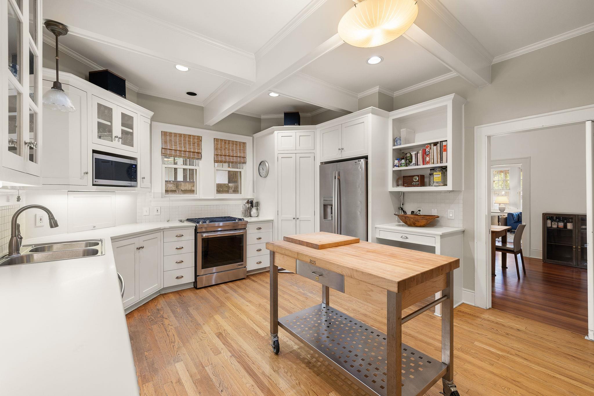 105 Laurel Ln, Austin, TX 78705