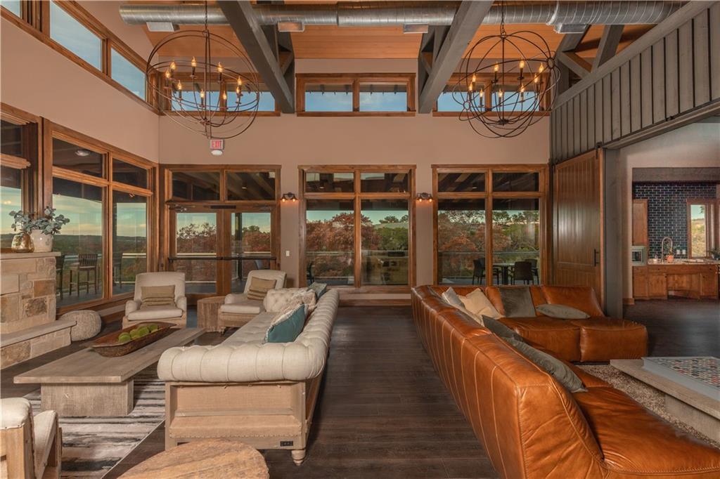 5705 Cimarron Ridge Ln, Austin, TX 78738