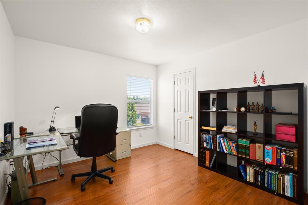 18729 Silent Water Way, Pflugerville, TX 78660