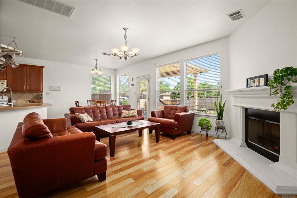 18729 Silent Water Way, Pflugerville, TX 78660