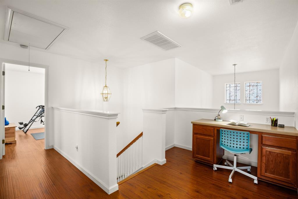 18729 Silent Water Way, Pflugerville, TX 78660