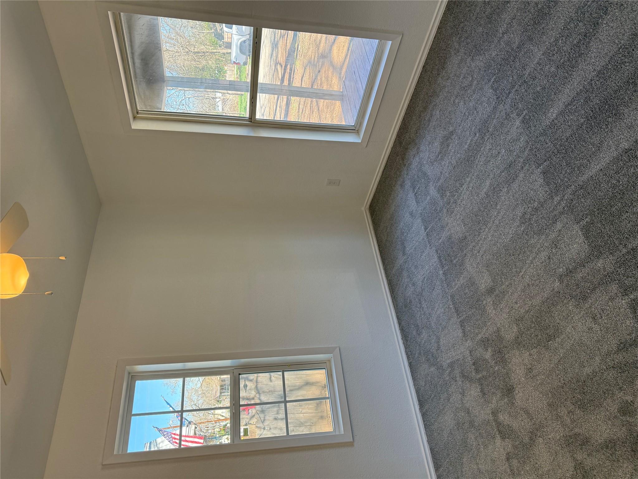 404 Lee St, Smithville, TX 78957