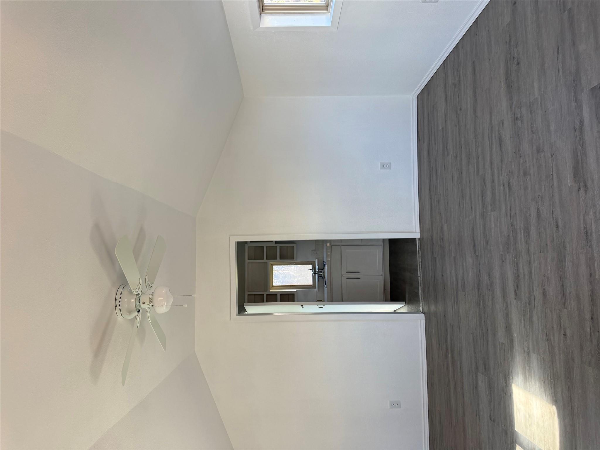 404 Lee St, Smithville, TX 78957