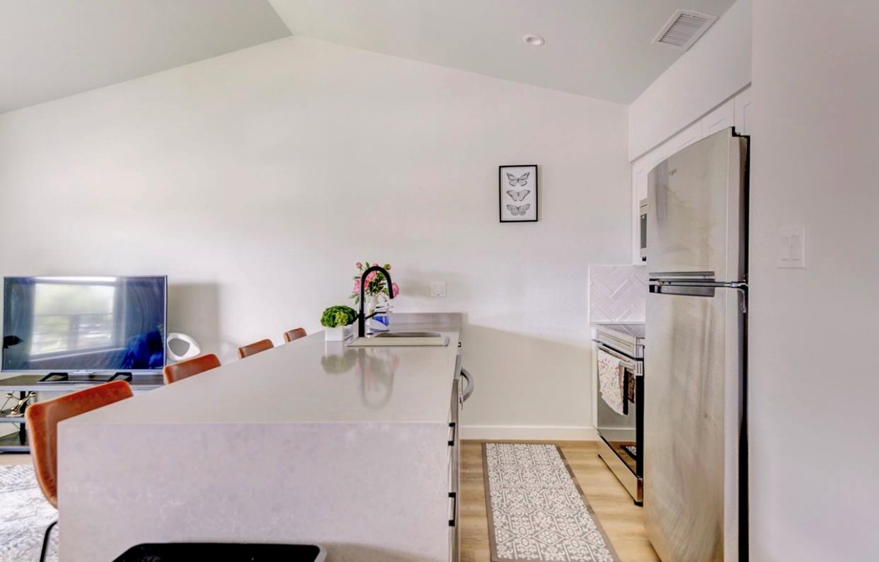 1205 Hollow creek Dr # 202, Austin, TX 78704