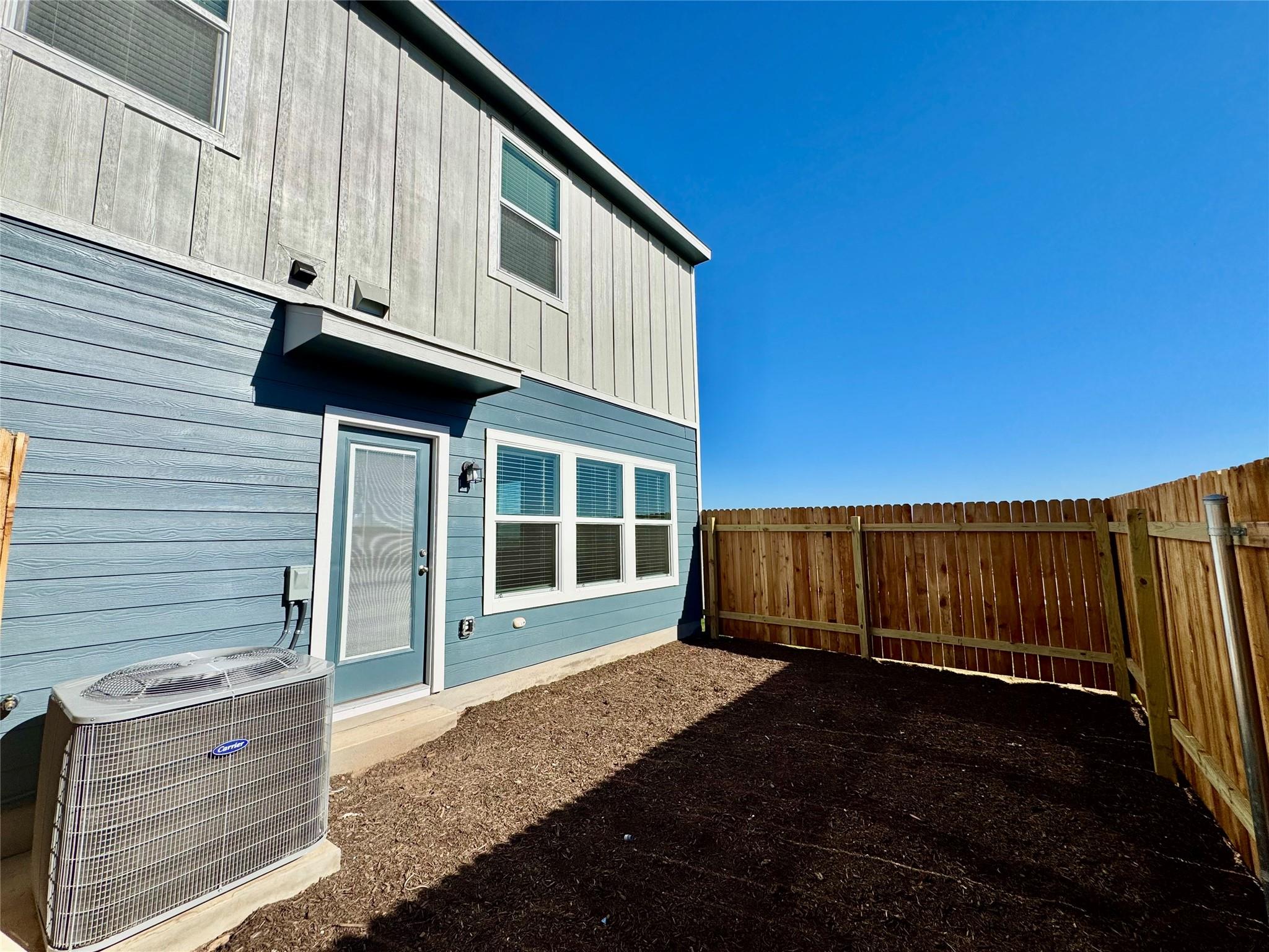 164 Cinnabar Ln # 5, Kyle, TX 78640