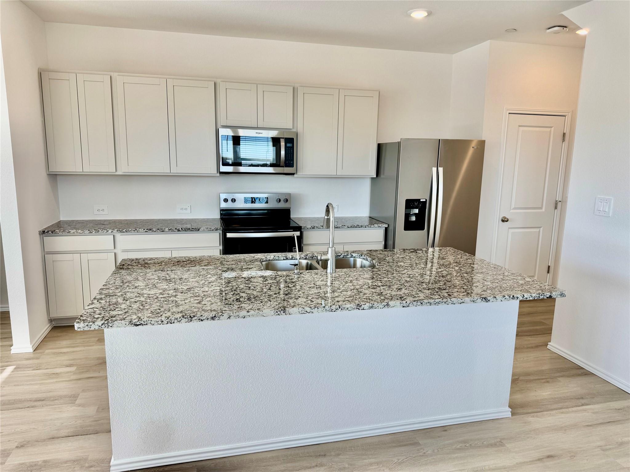 164 Cinnabar Ln # 5, Kyle, TX 78640