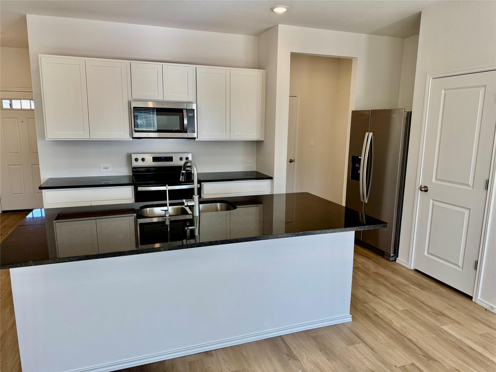 164 Cinnabar Ln # 4, Kyle, TX 78640