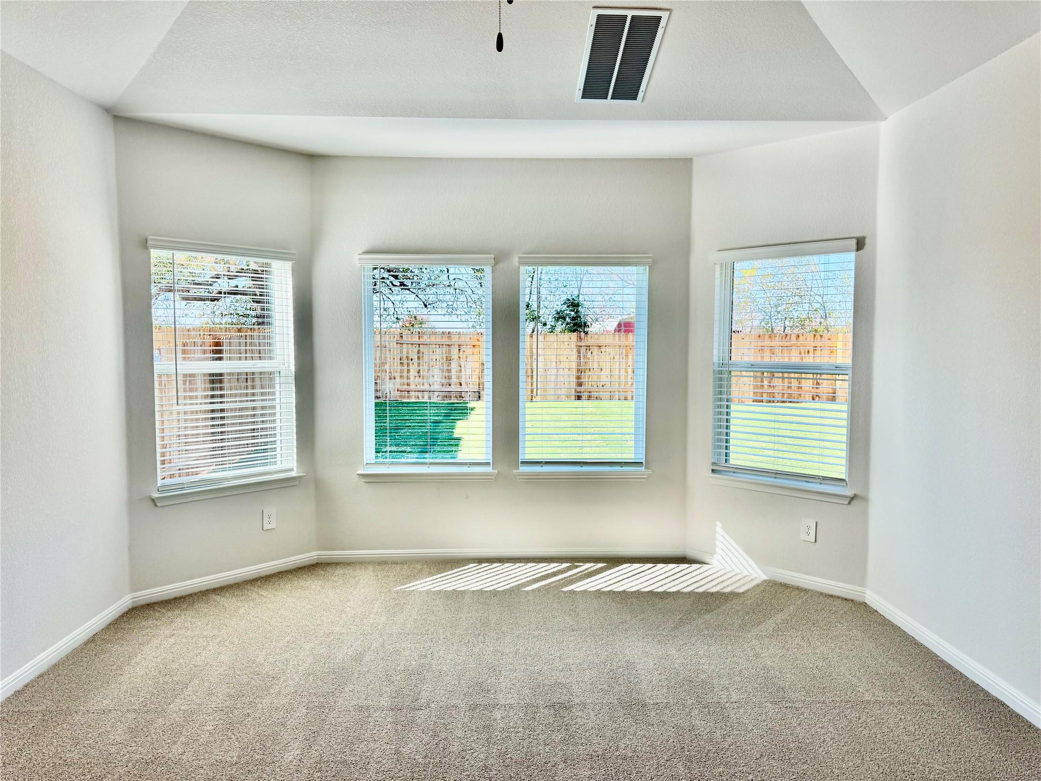 188 Coopers Hawk Cres, Cedar Creek, TX 78612