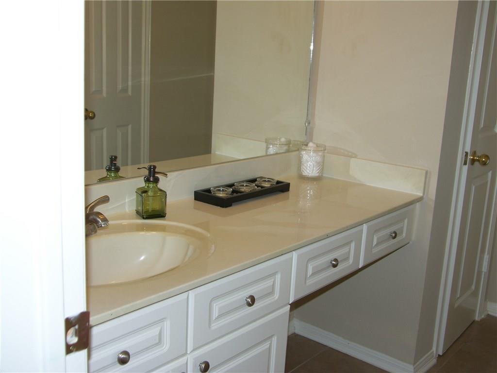 2054 Kimbrook Dr, Round Rock, TX 78681