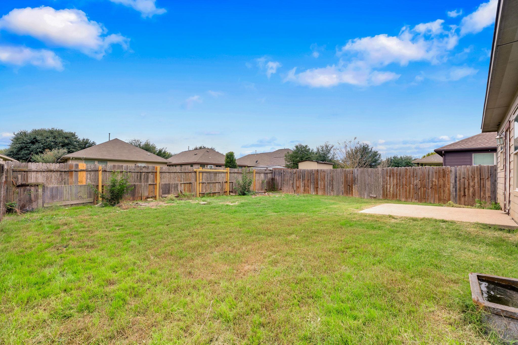12213 Prairie Glen Ct, Del Valle, TX 78617