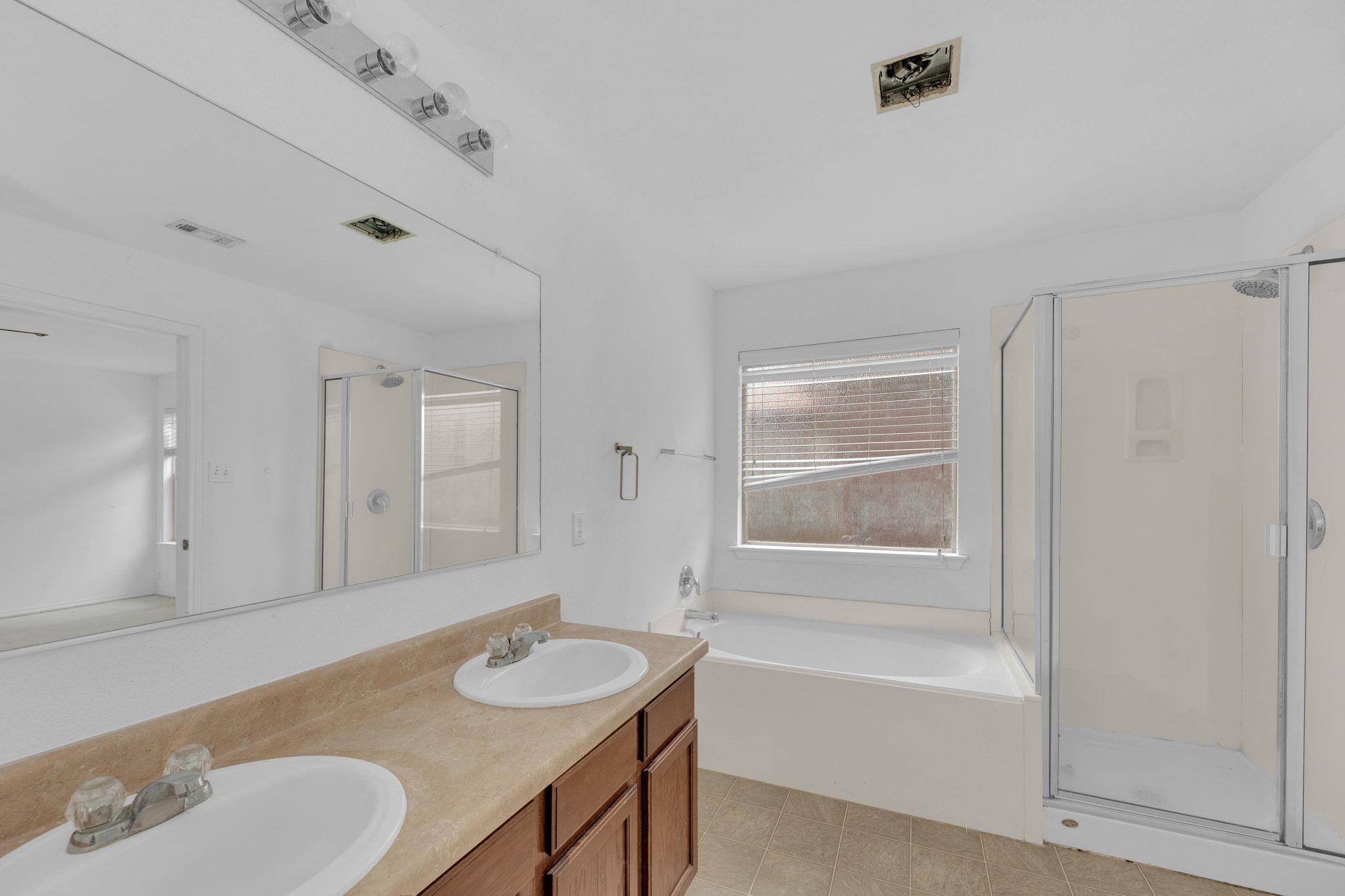 12213 Prairie Glen Ct, Del Valle, TX 78617