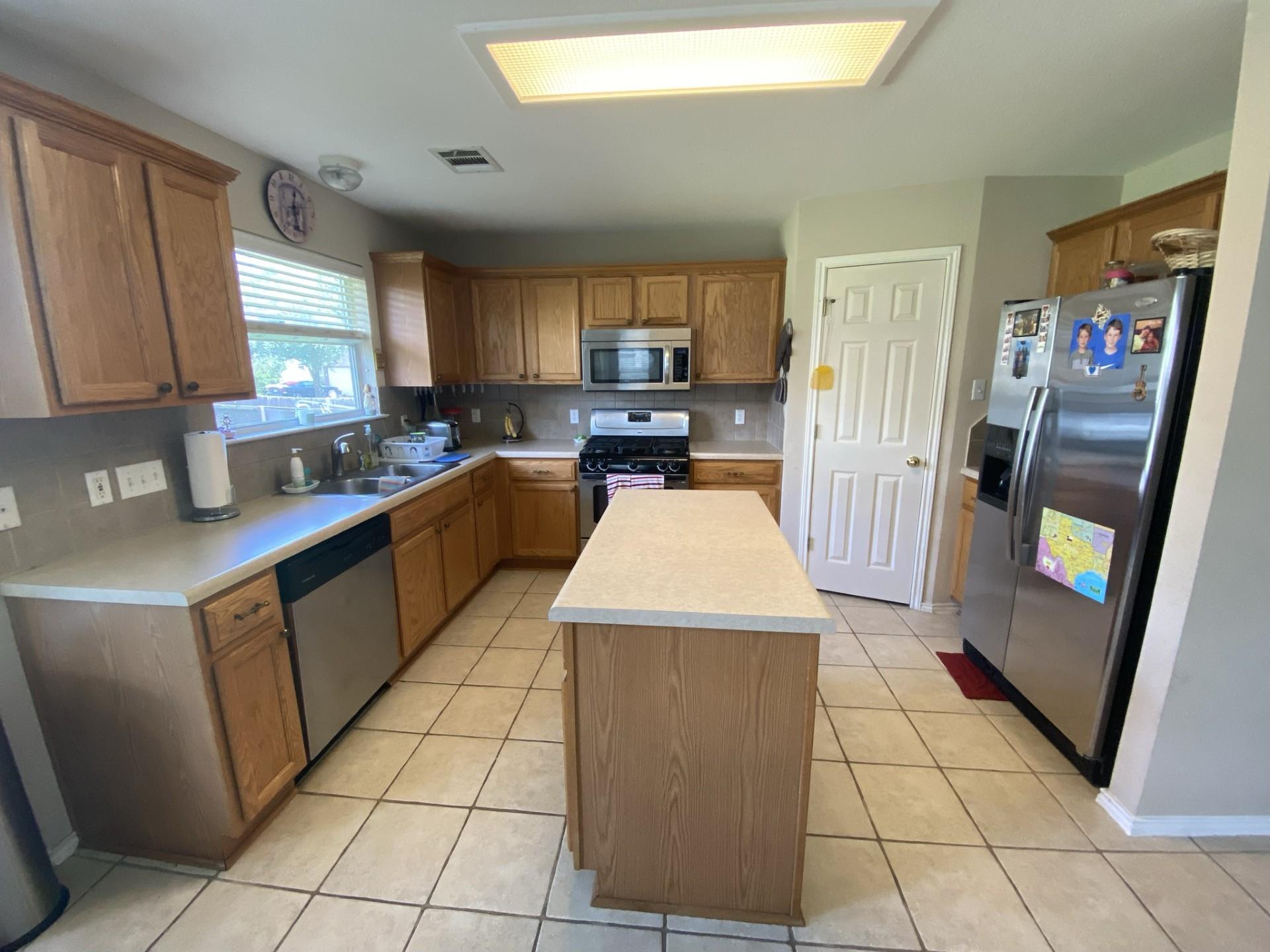 11100 Shallow Water Rd, Austin, TX 78717