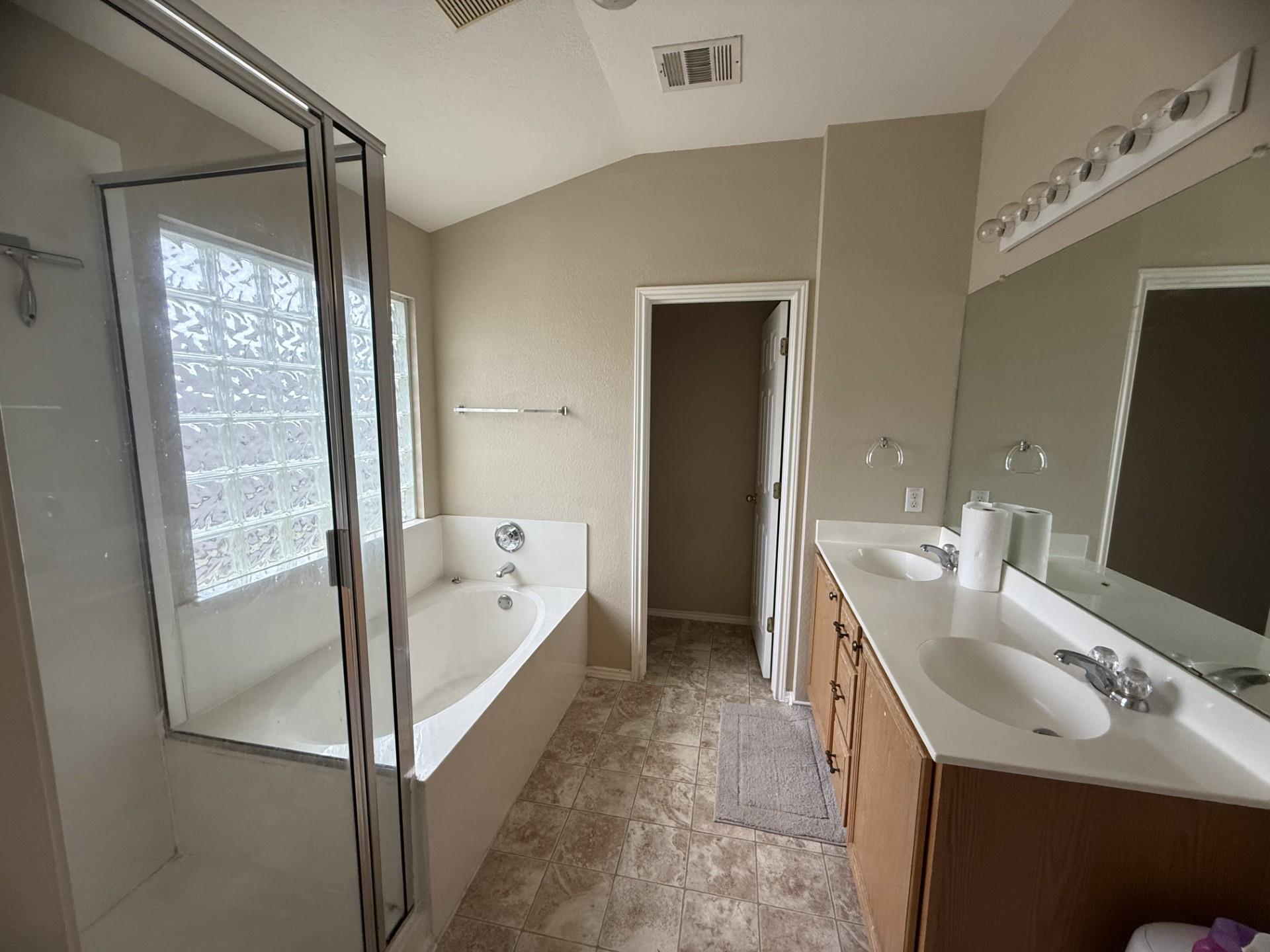 11100 Shallow Water Rd, Austin, TX 78717