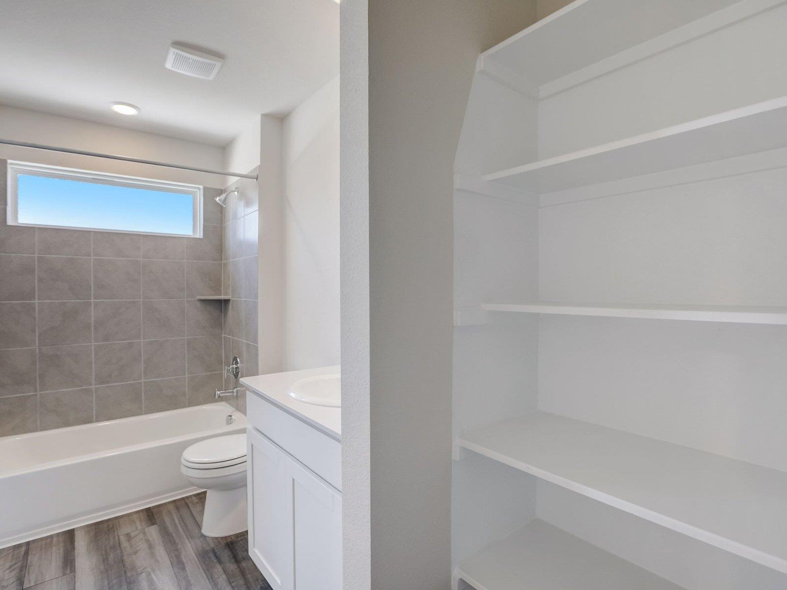 1850 Settlers Glen Dr # 202, Round Rock, TX 78665