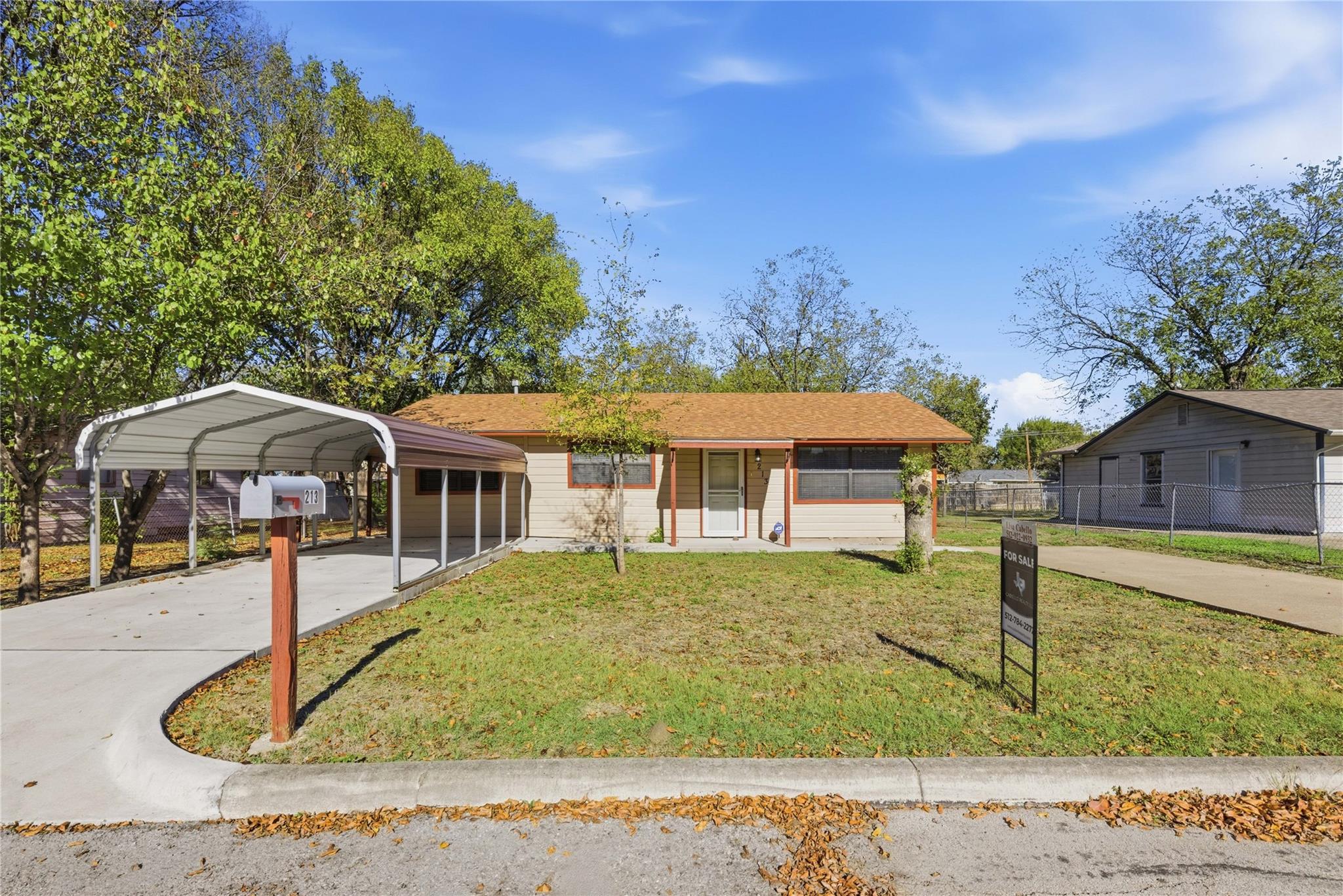 213 Ebony St, San Marcos, TX 78666