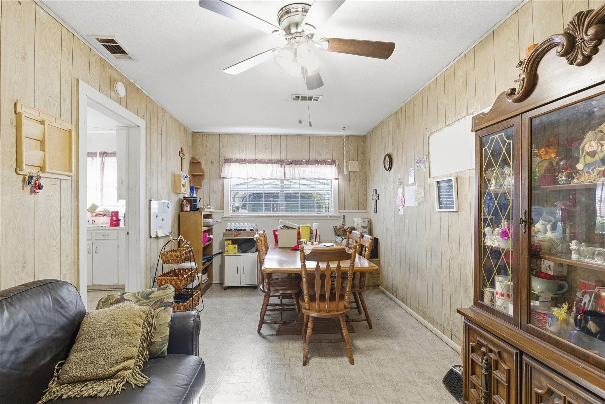 213 Ebony St, San Marcos, TX 78666