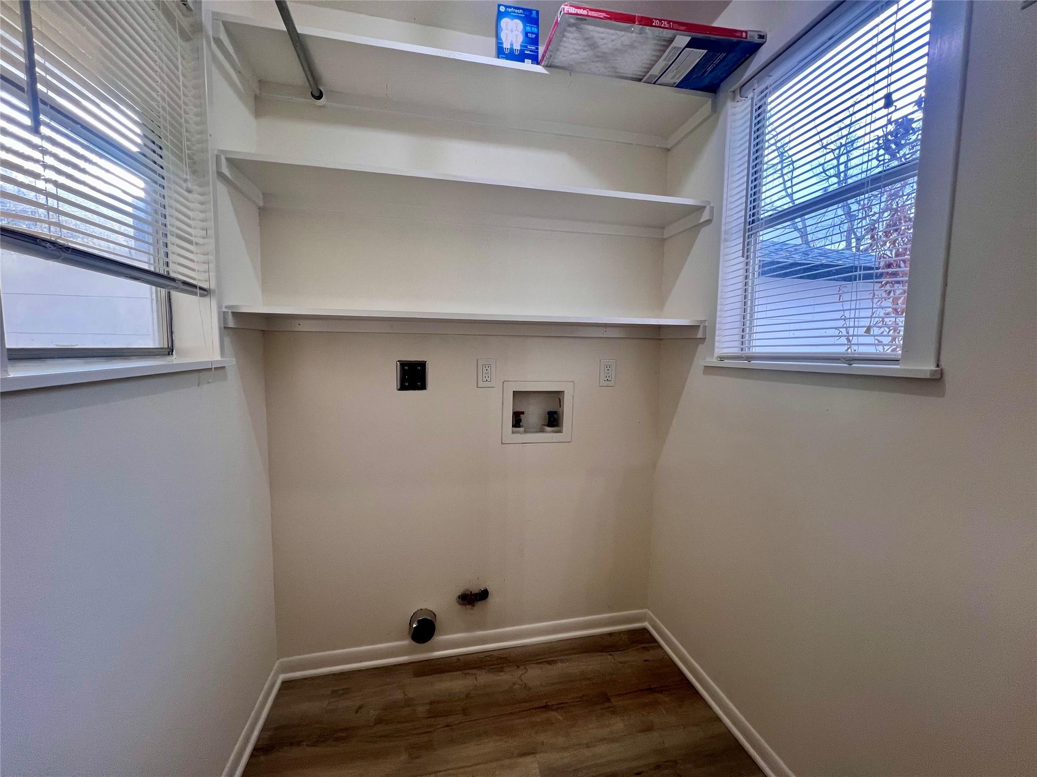 307 W Gibson, Thorndale, TX 76577