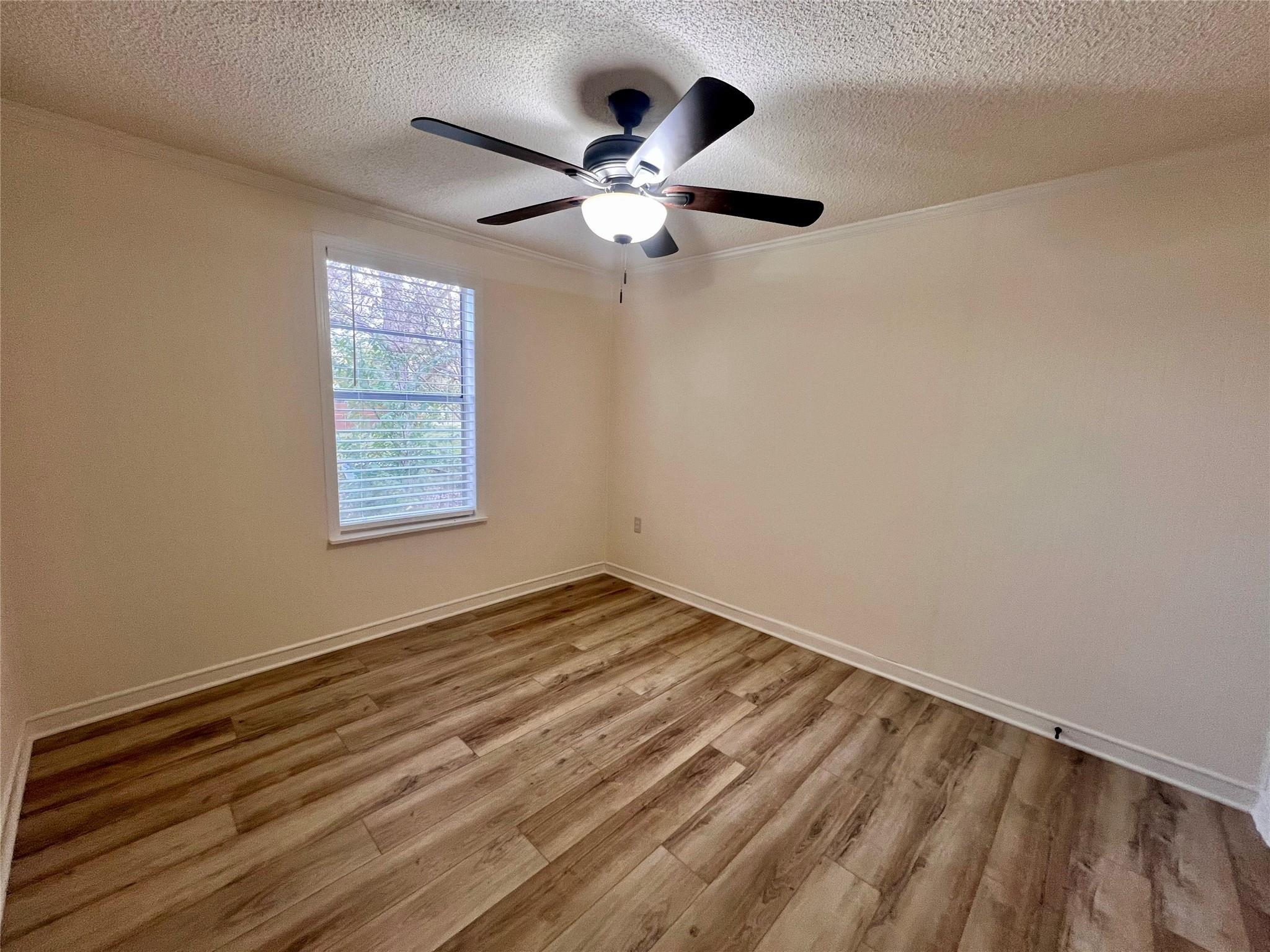 307 W Gibson, Thorndale, TX 76577