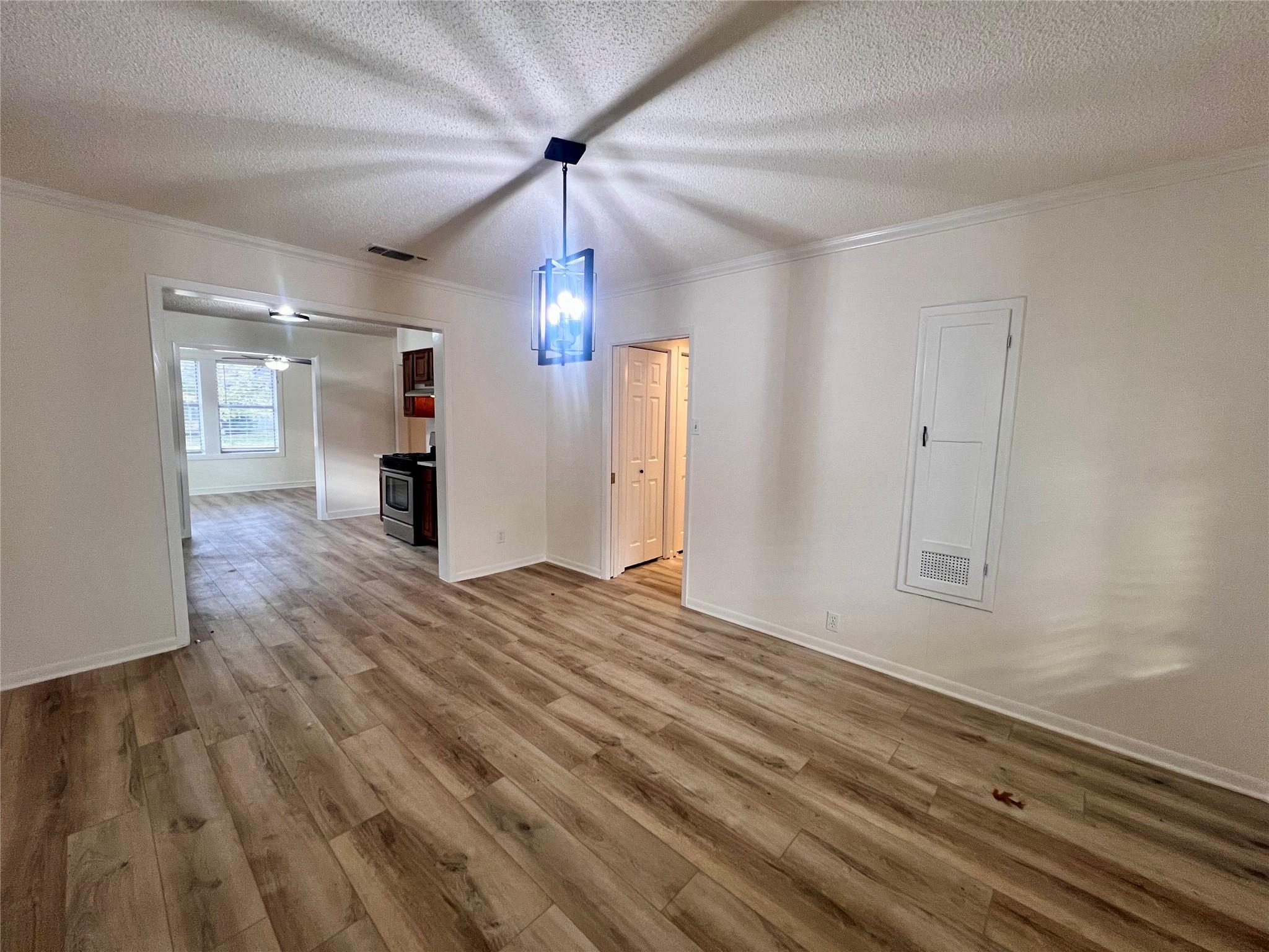 307 W Gibson, Thorndale, TX 76577