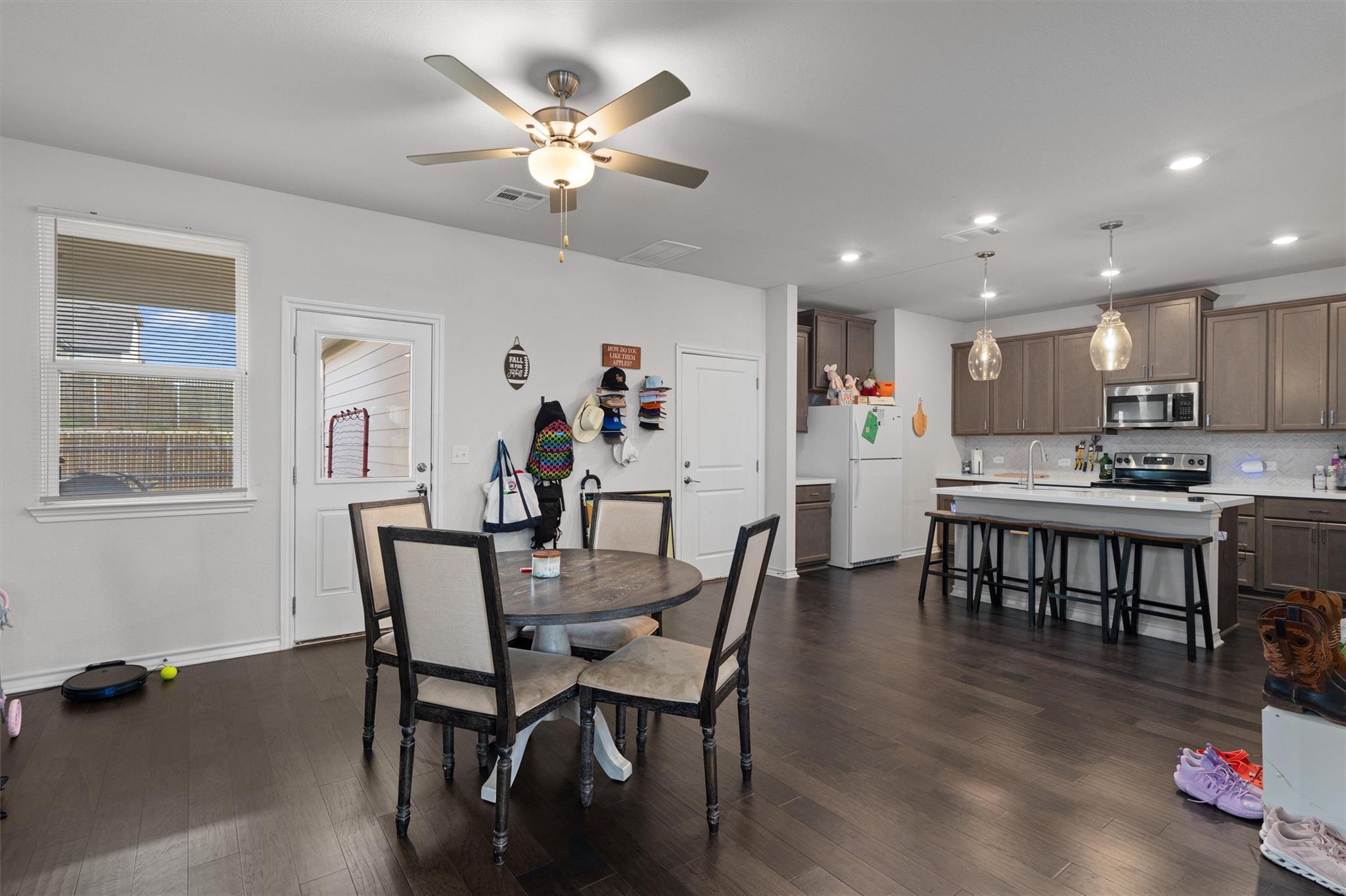 753 Long Run, Liberty Hill, TX 78642