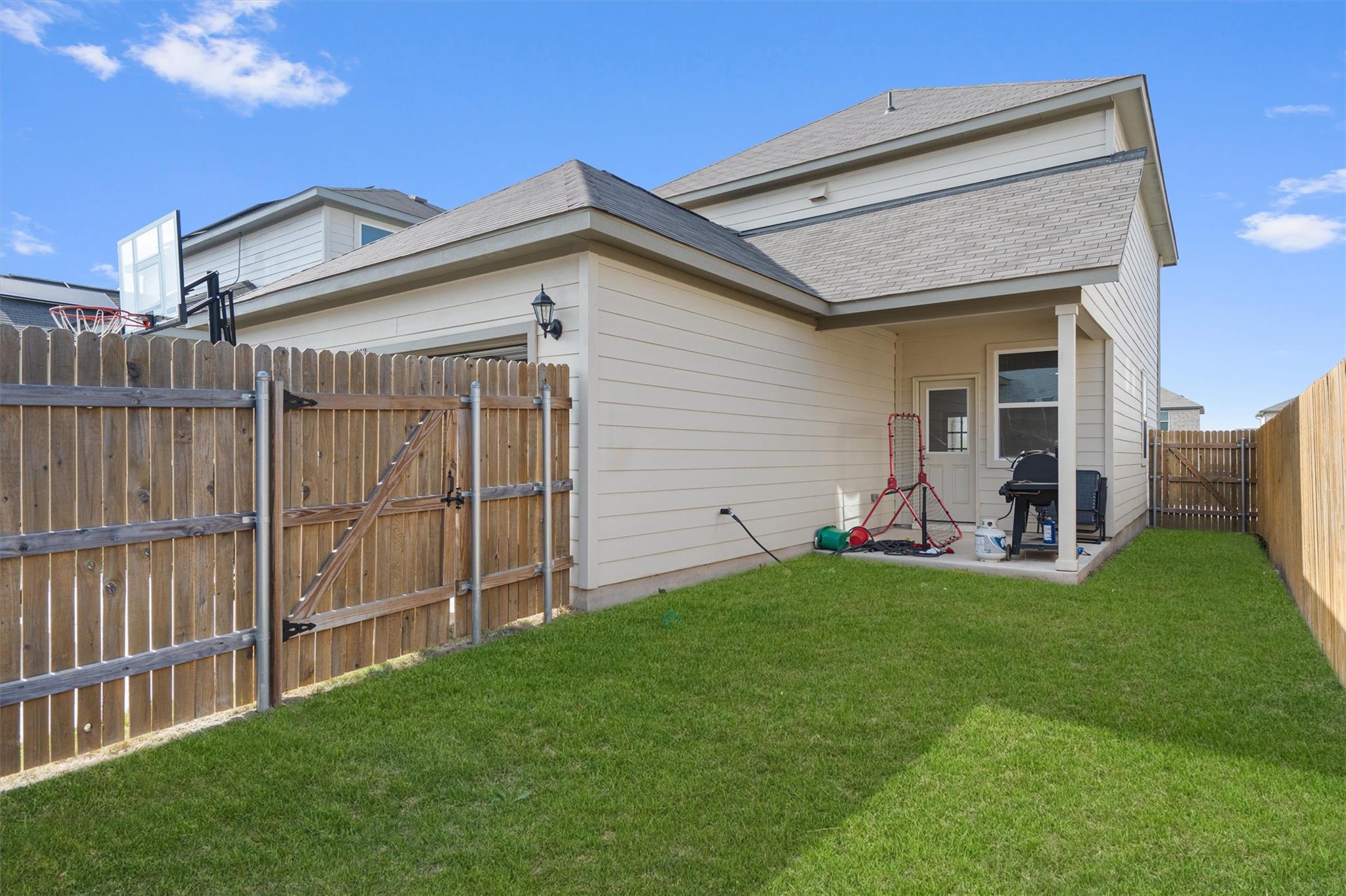 753 Long Run, Liberty Hill, TX 78642