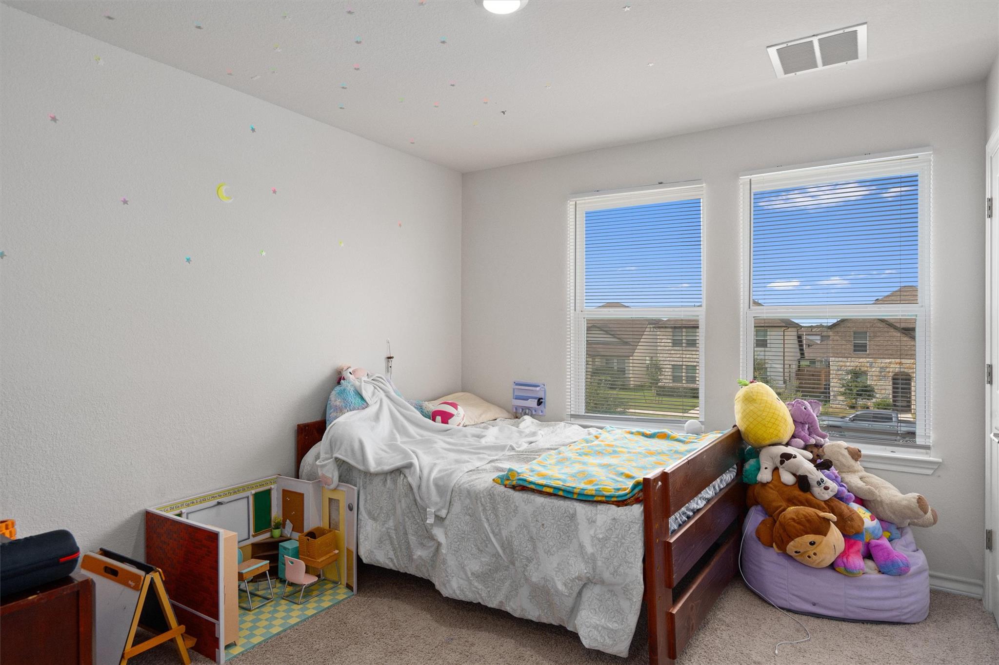 753 Long Run, Liberty Hill, TX 78642