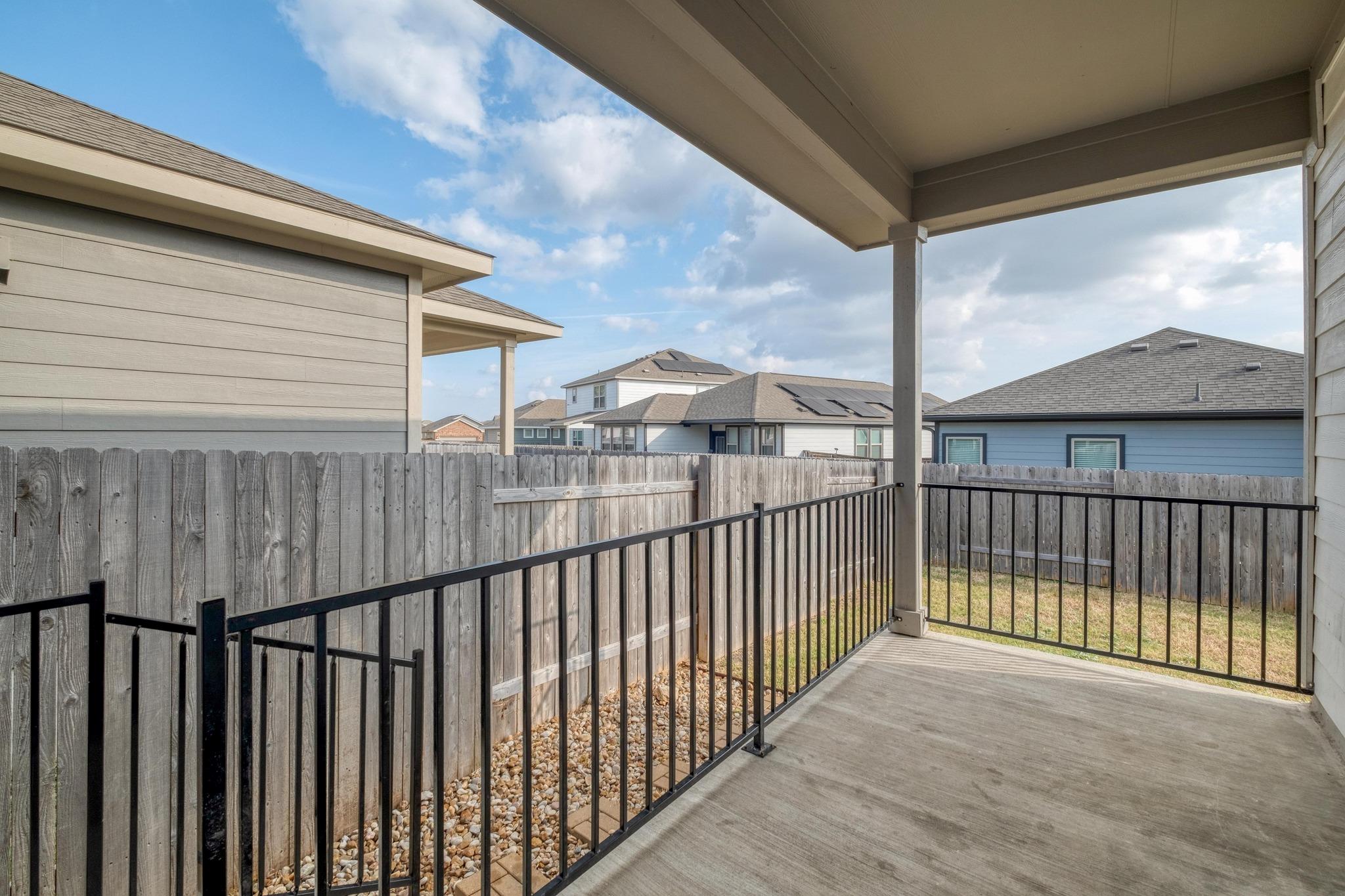 124 DRIFTER Ln, Jarrell, TX 76537