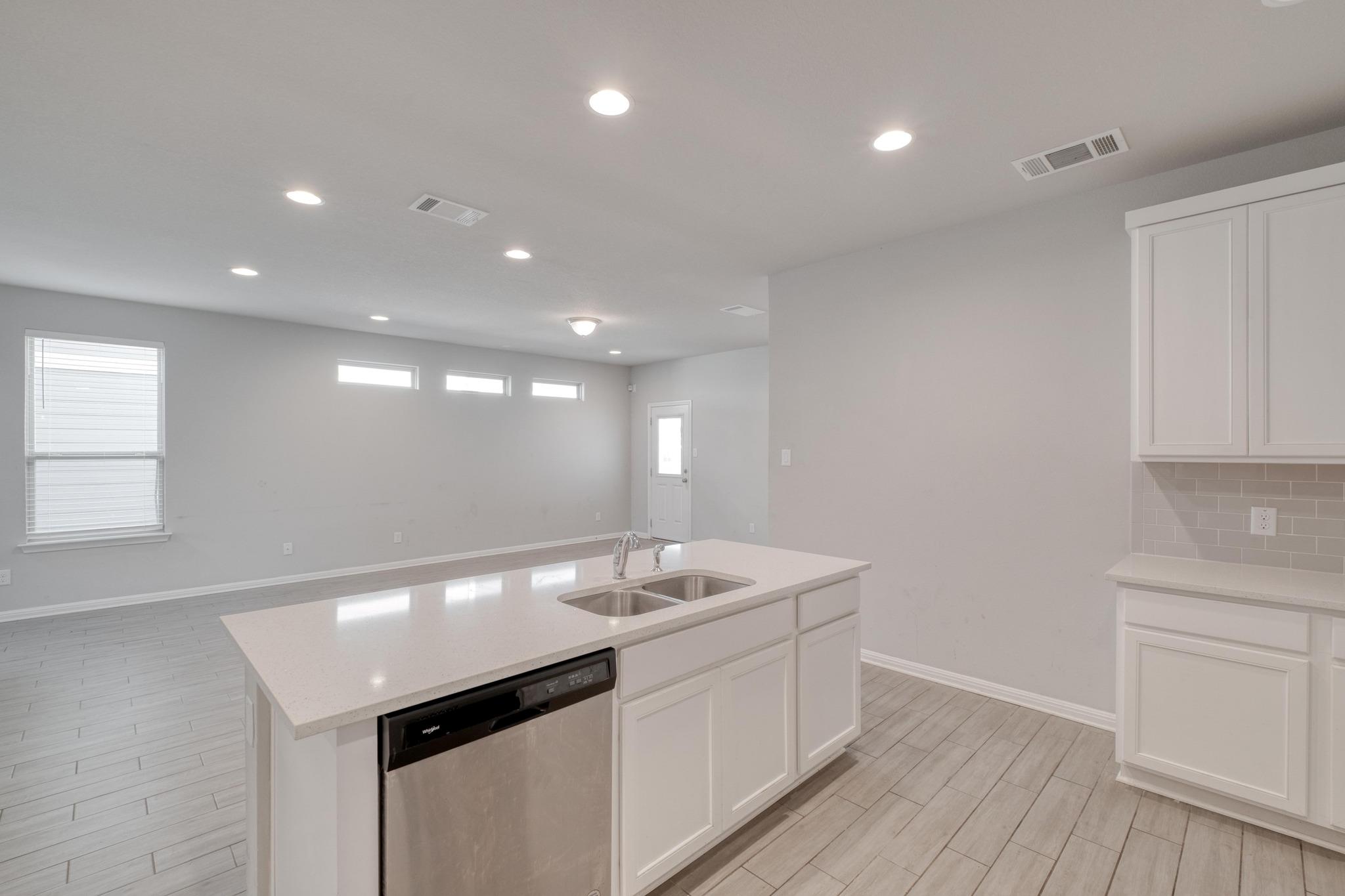 124 DRIFTER Ln, Jarrell, TX 76537