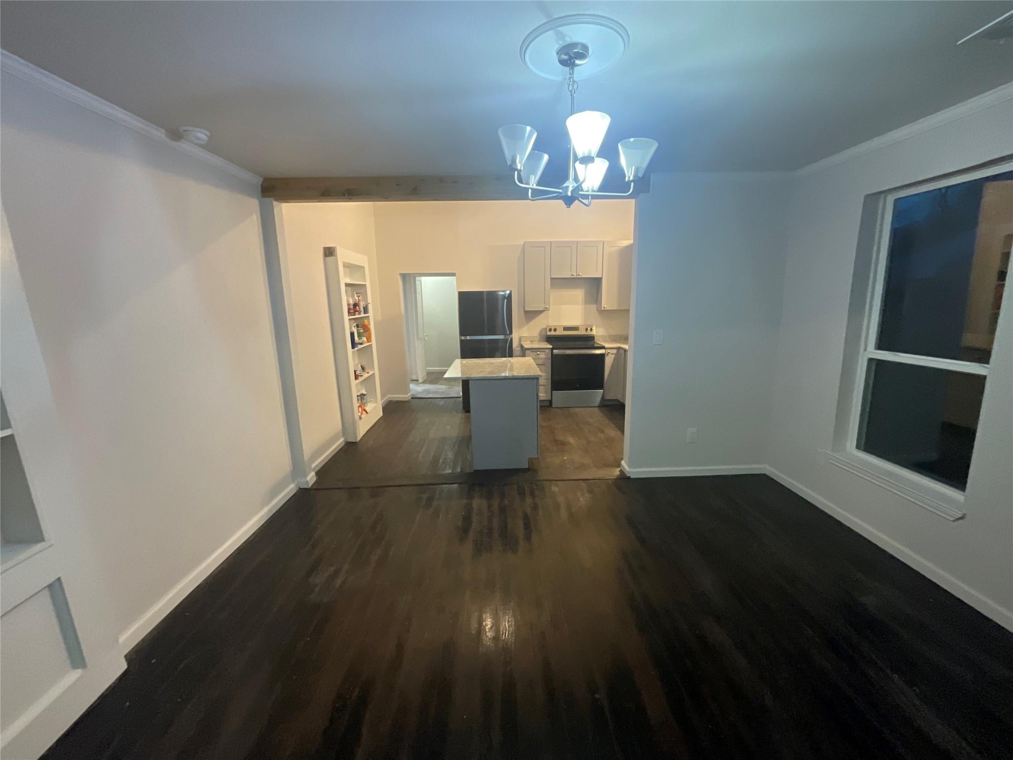 104 S Broad St, Lampasas, TX 76550