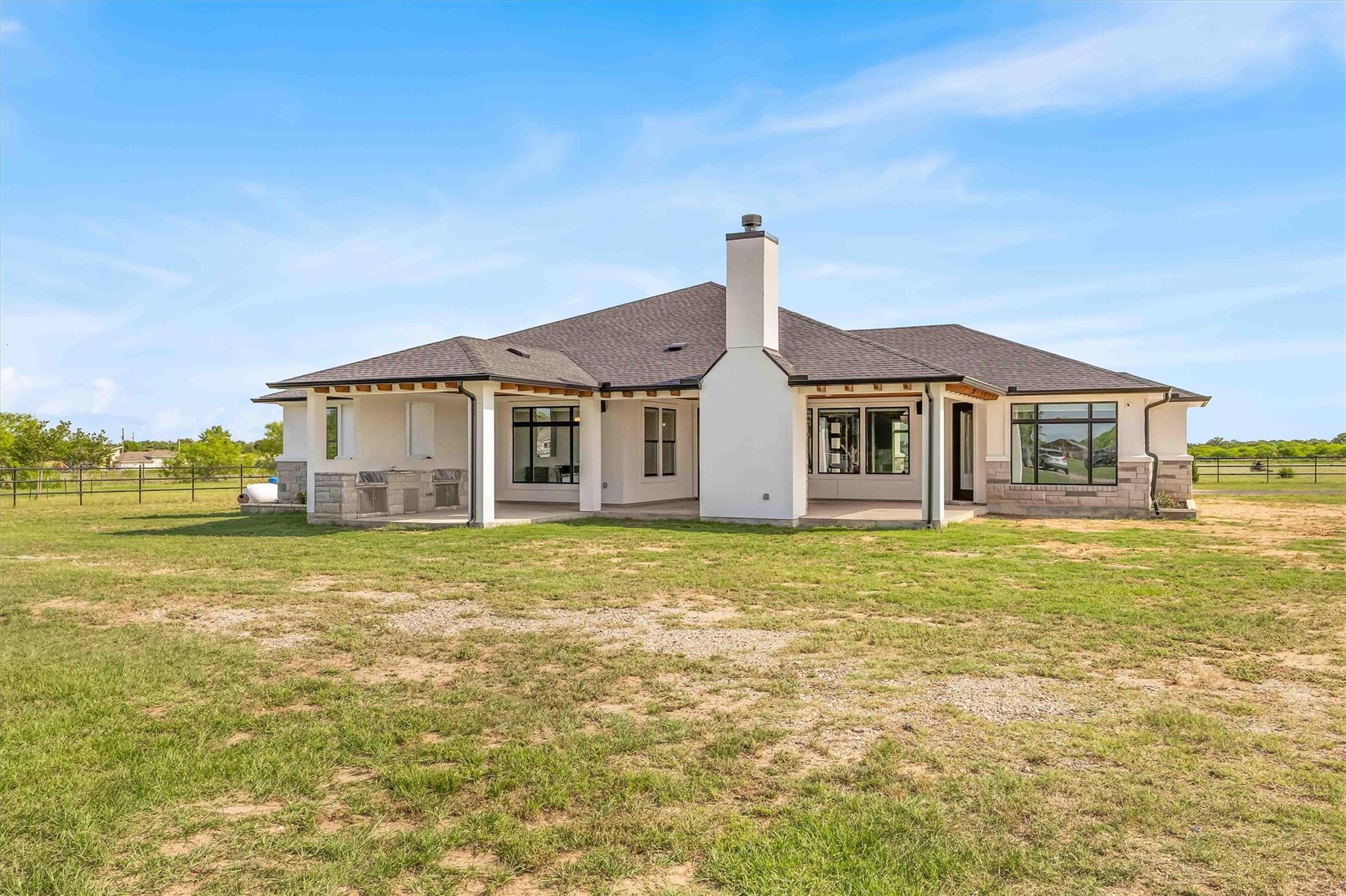 178 Balch Rd, Elgin, TX 78621