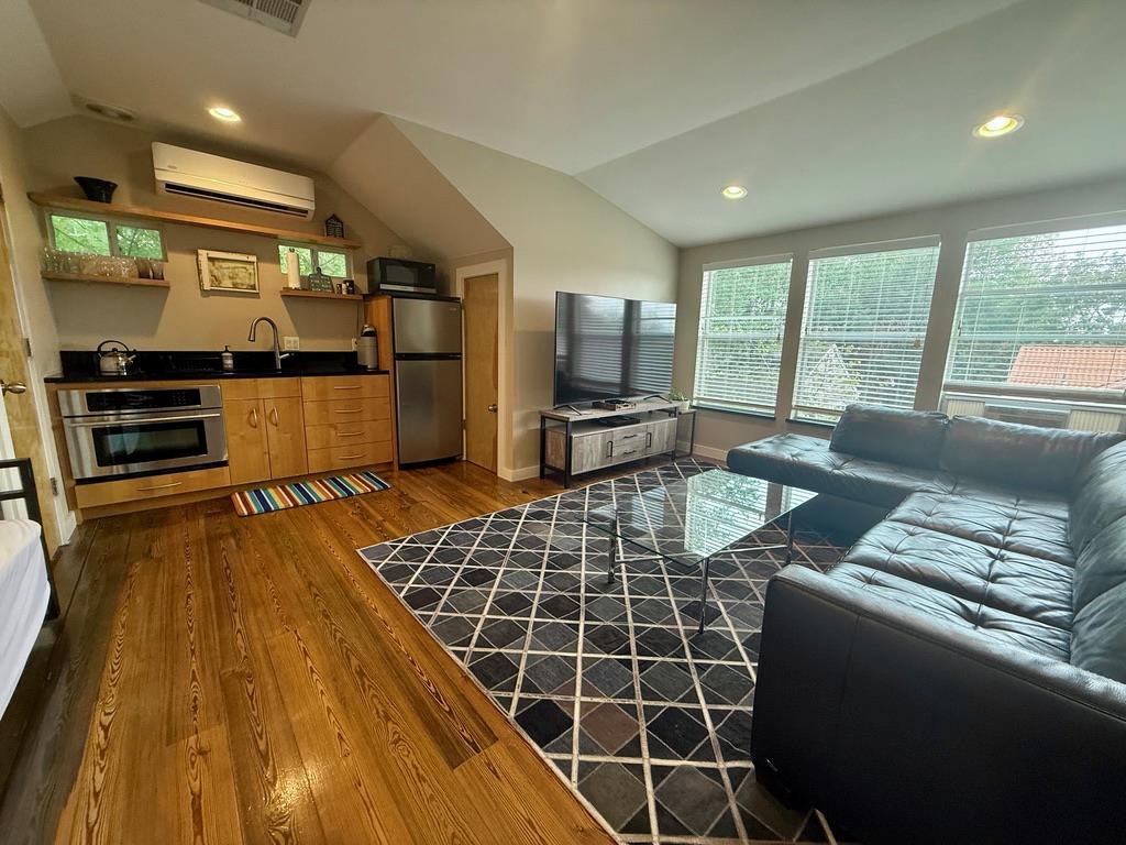 4517 Shoalwood Ave # B, Austin, TX 78756