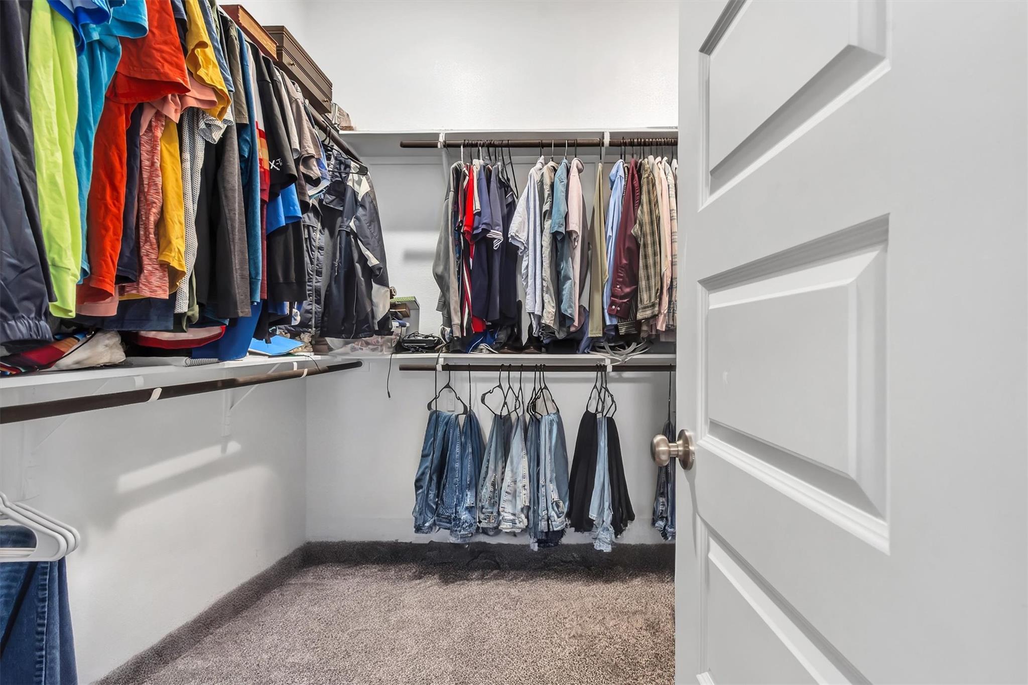 487 Gamble Dr, Buda, TX 78610