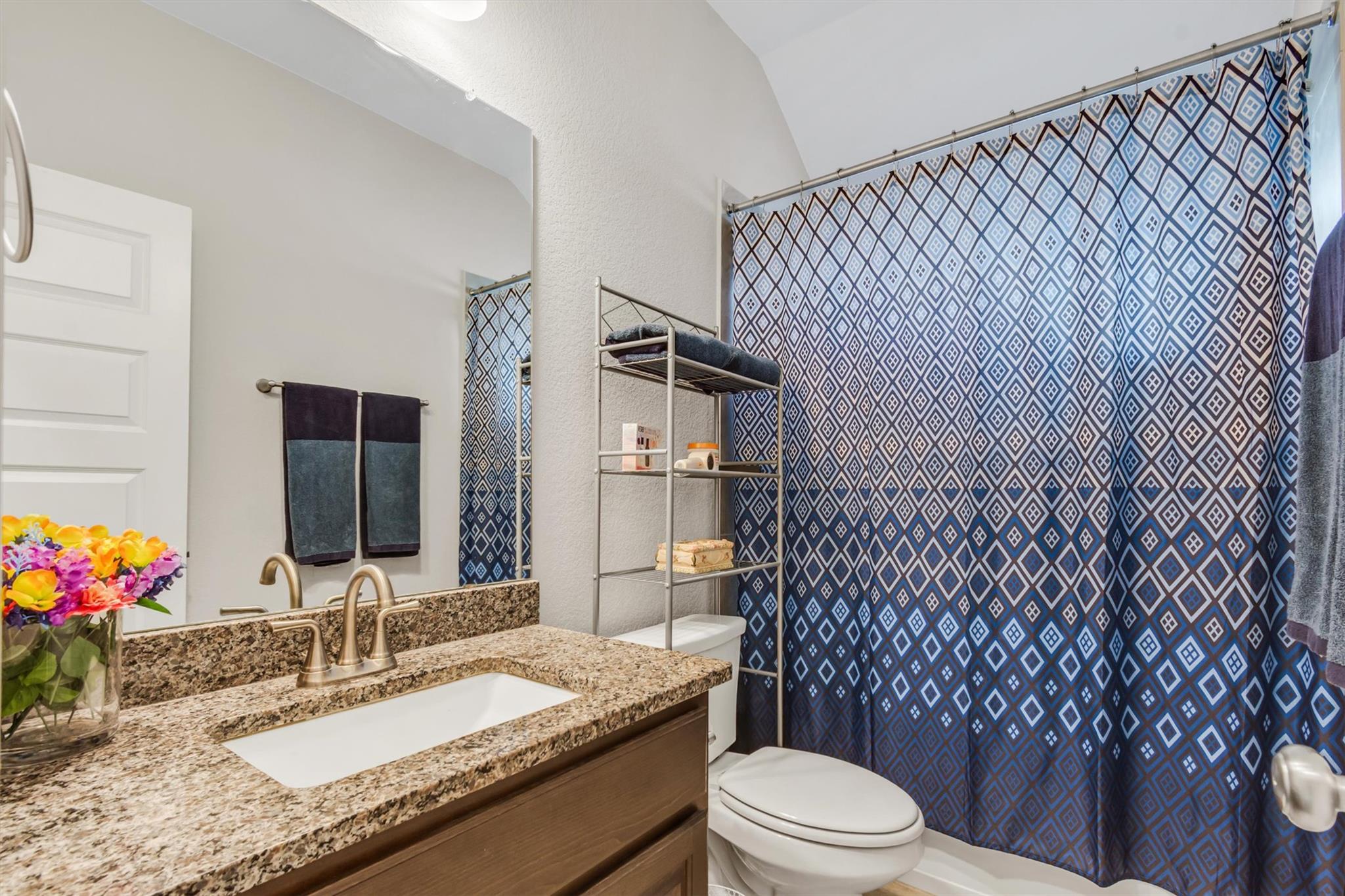 487 Gamble Dr, Buda, TX 78610