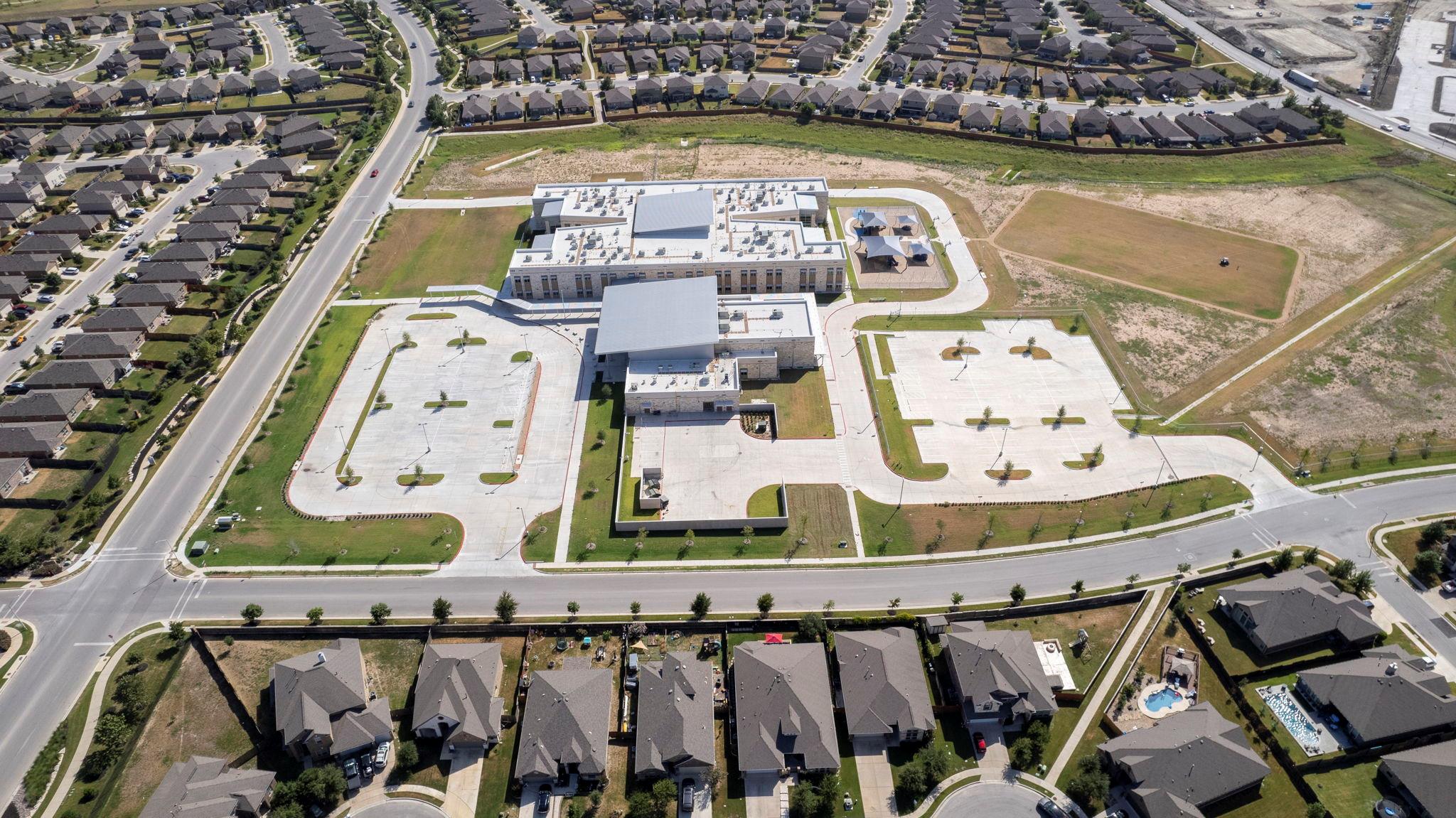 487 Gamble Dr, Buda, TX 78610